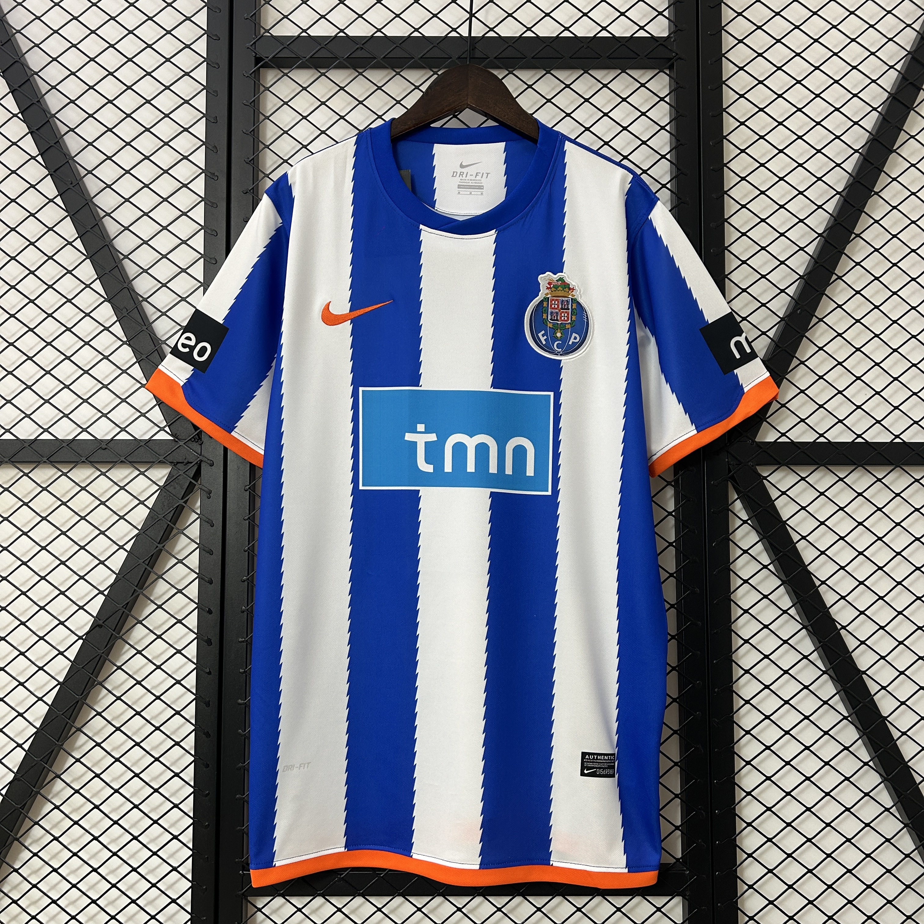 Retro Porto 2010-11 Home Jersey - JerseysGala