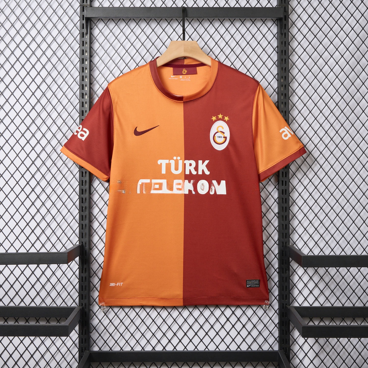 Retro Galatasaray 2013-14 Home Jersey - JerseysGala
