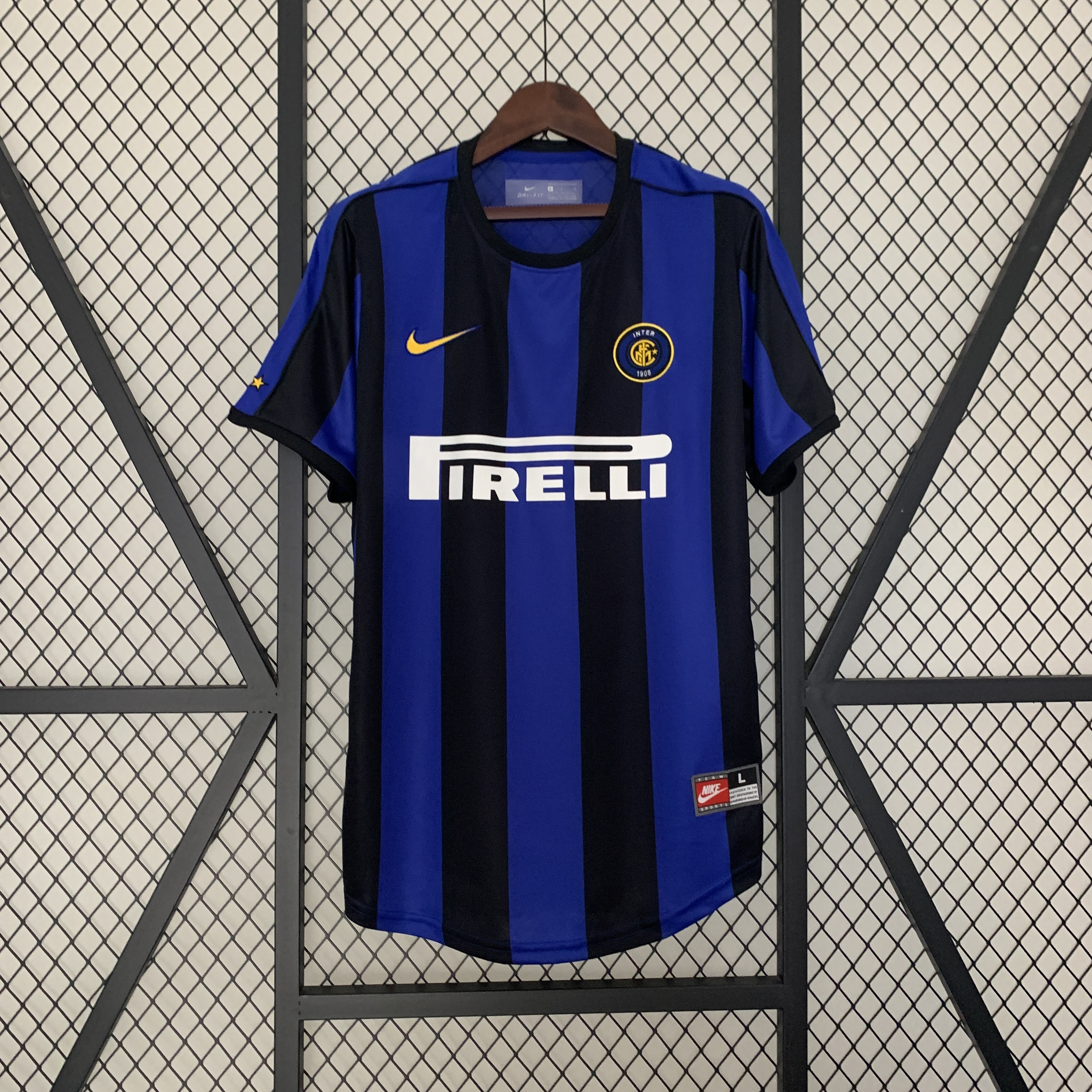 Retro Inter Milan 1999-00 Home Stadium Jersey - JerseysGala