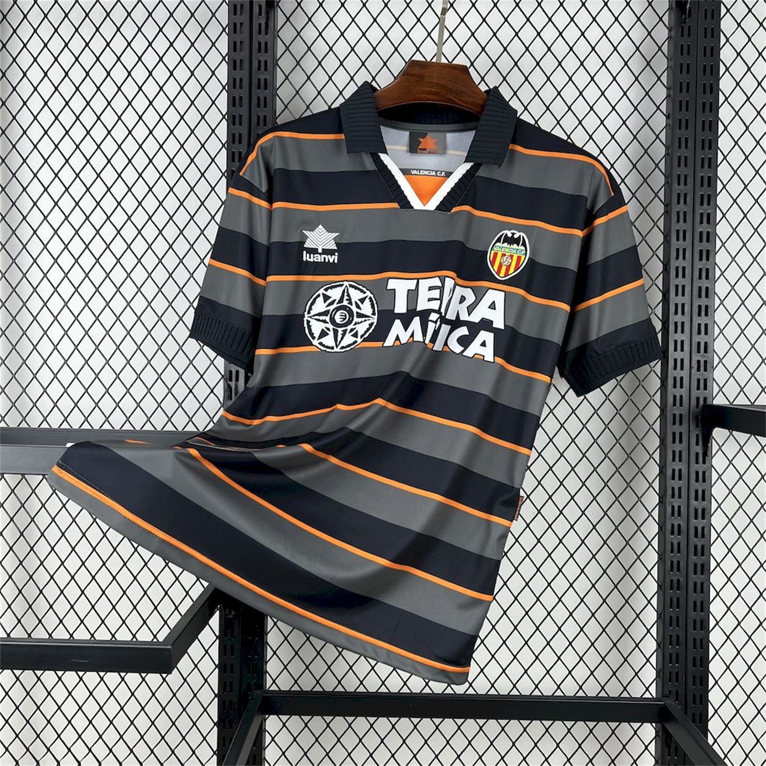 Retro Valencia 1999-00 Third Jersey - JerseysGala