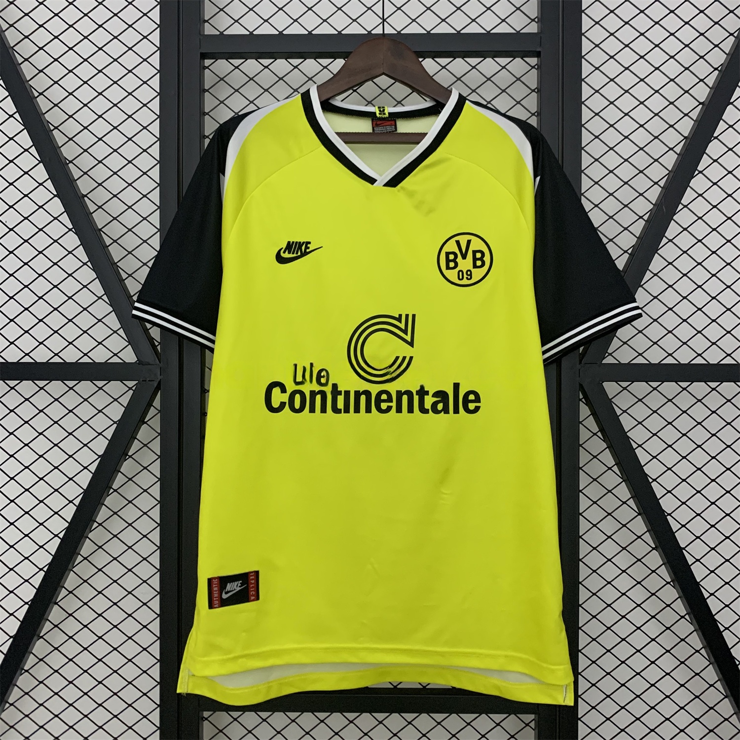 Retro Dortmund 1995-96 Home Jersey - JerseysGala