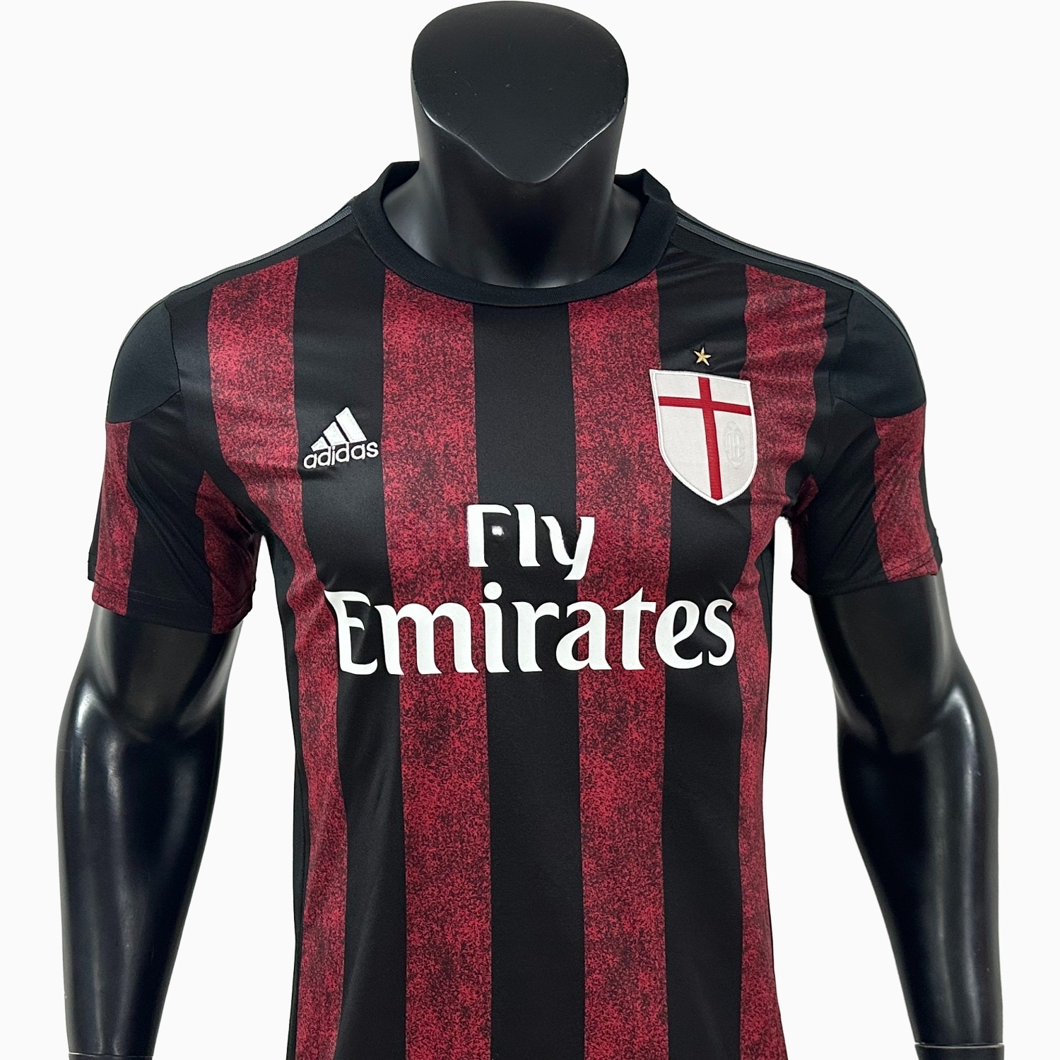 Retro AC Milan 2015-16 Home Jersey - JerseysGala