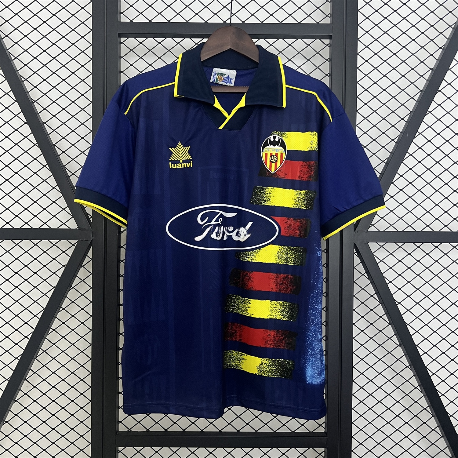Retro Valencia 1996-97 Away Jersey - JerseysGala
