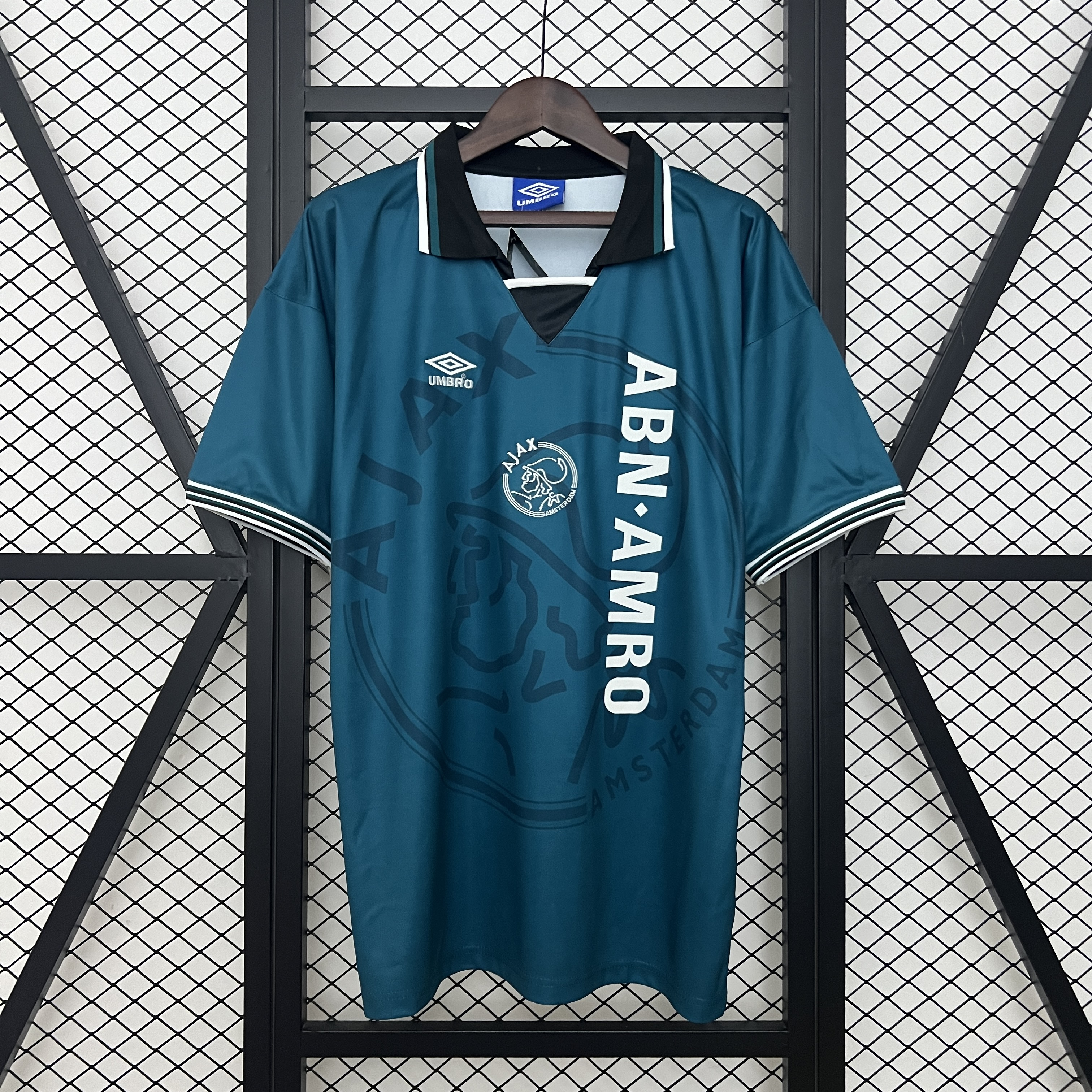 Retro Ajax 1995-96 Away Jersey - JerseysGala