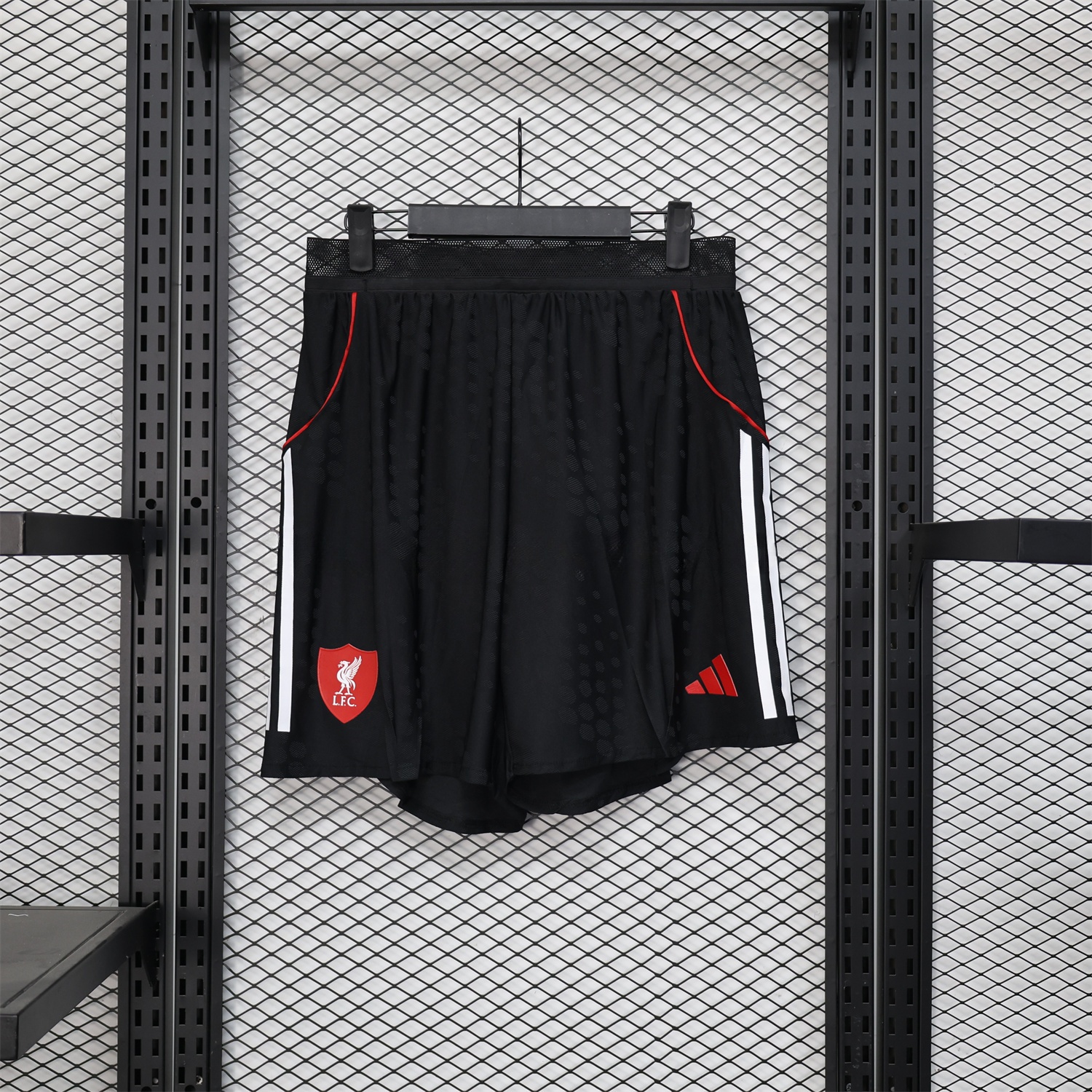 Liver.pool 25-26 Black Shorts - Player Version - JerseysGala