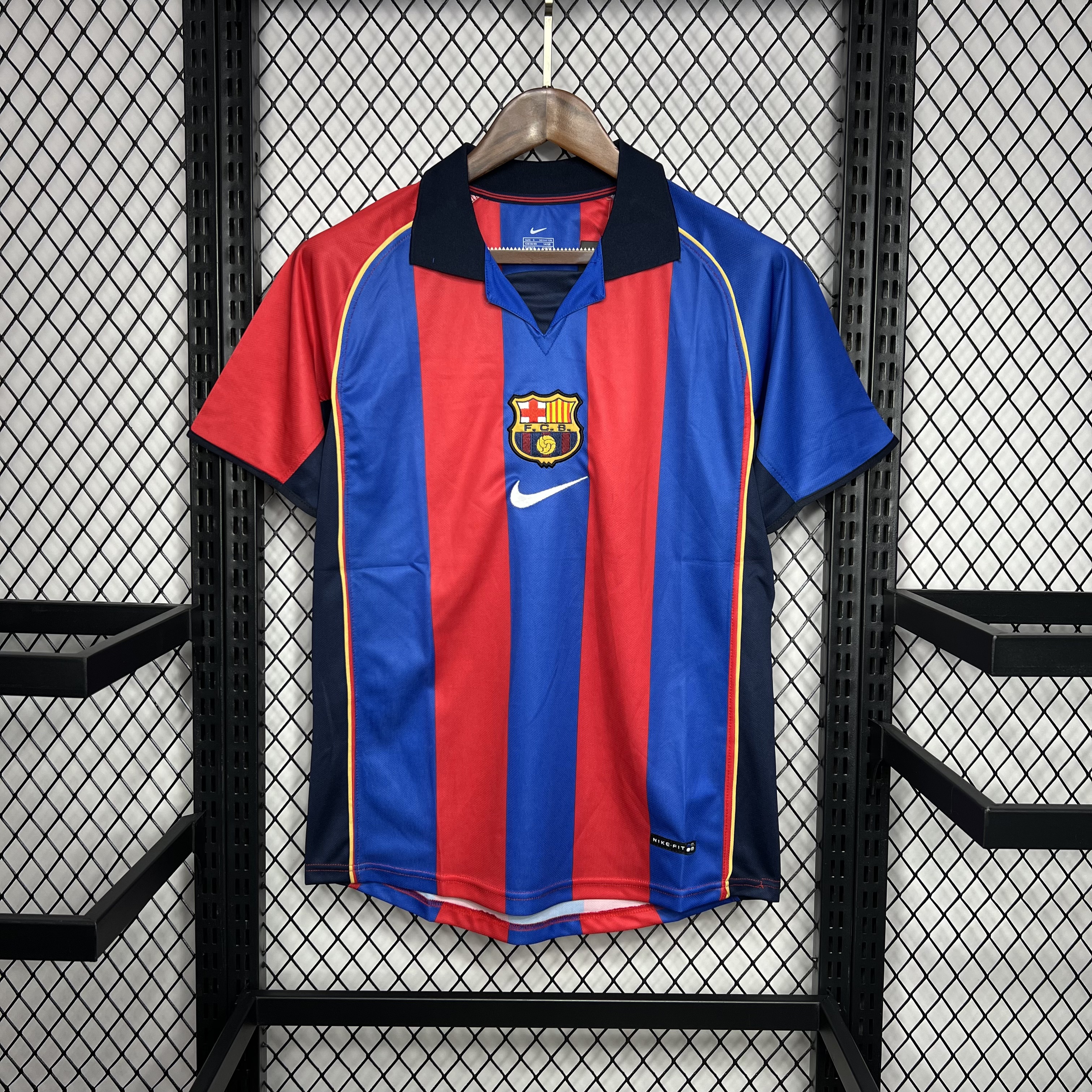 B.A.R.S.A Retro 01-02 Home Stadium Jersey - JerseysGala