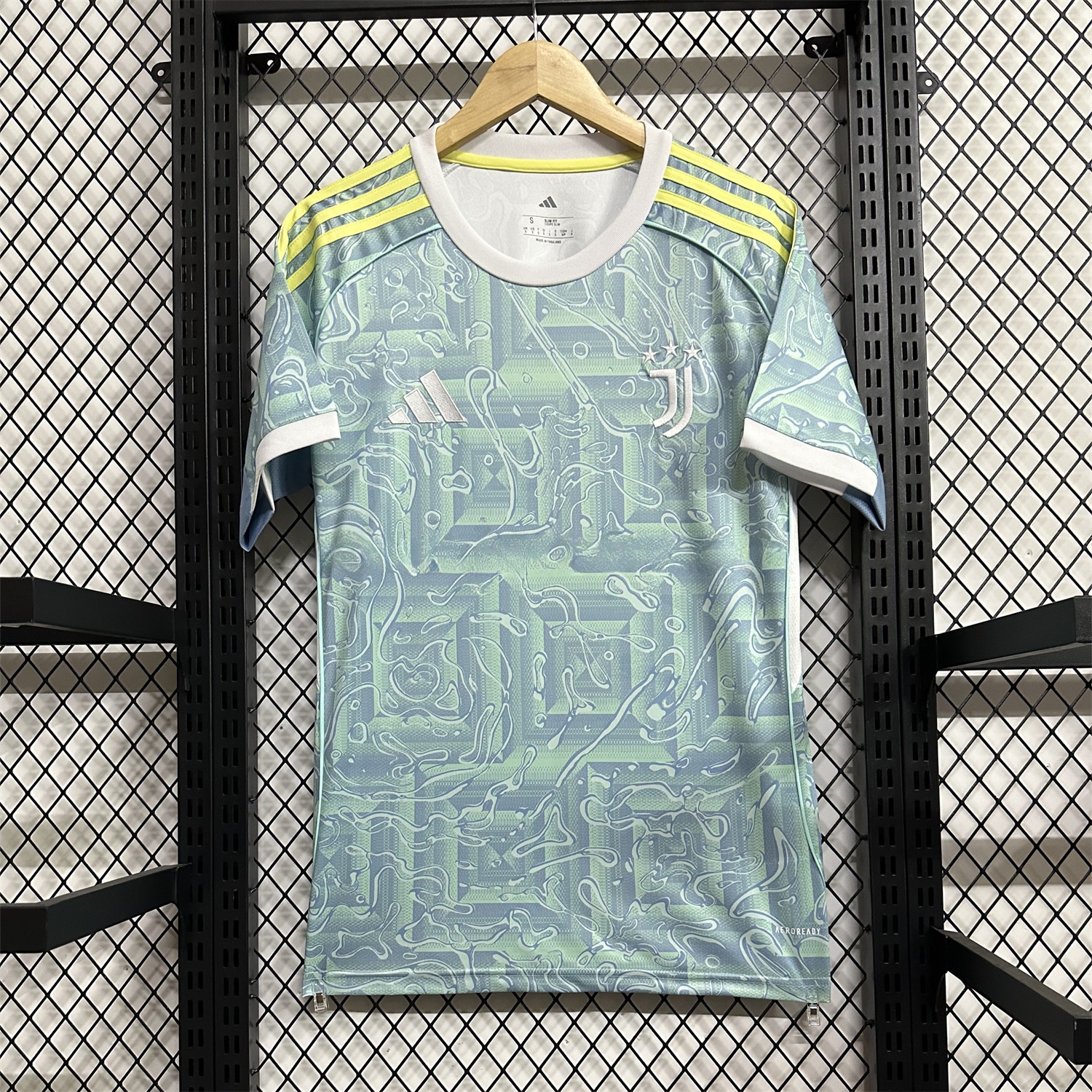 Juventus 25-26 Away Jersey (Leaked Version) - Fans Version - JerseysGala