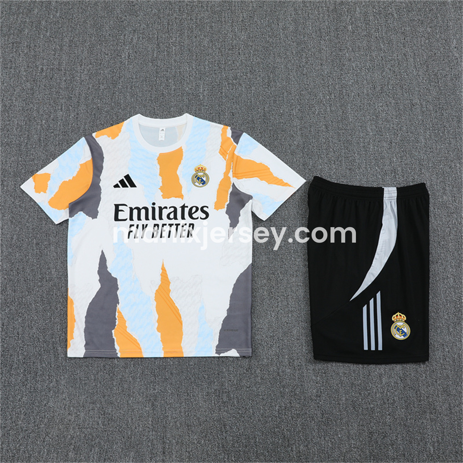 Real Madrid 24-25 Pre-Match Short-Sleeve Training Set - Camouflage - JerseysGala