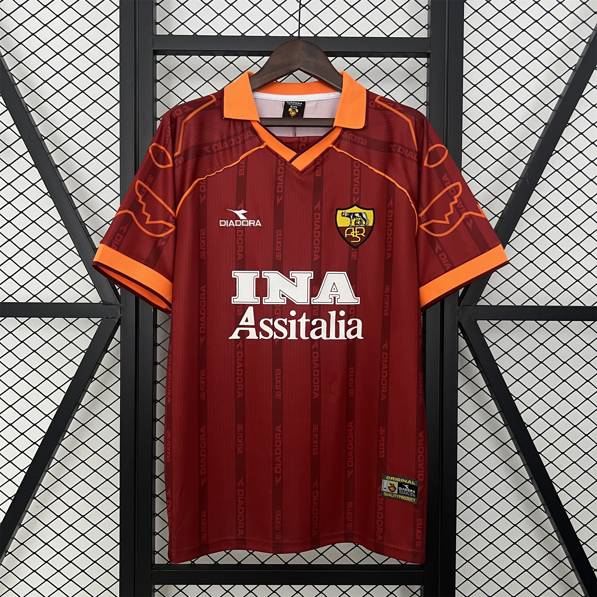 Retro Roma 1999-00 Home Jersey - JerseysGala