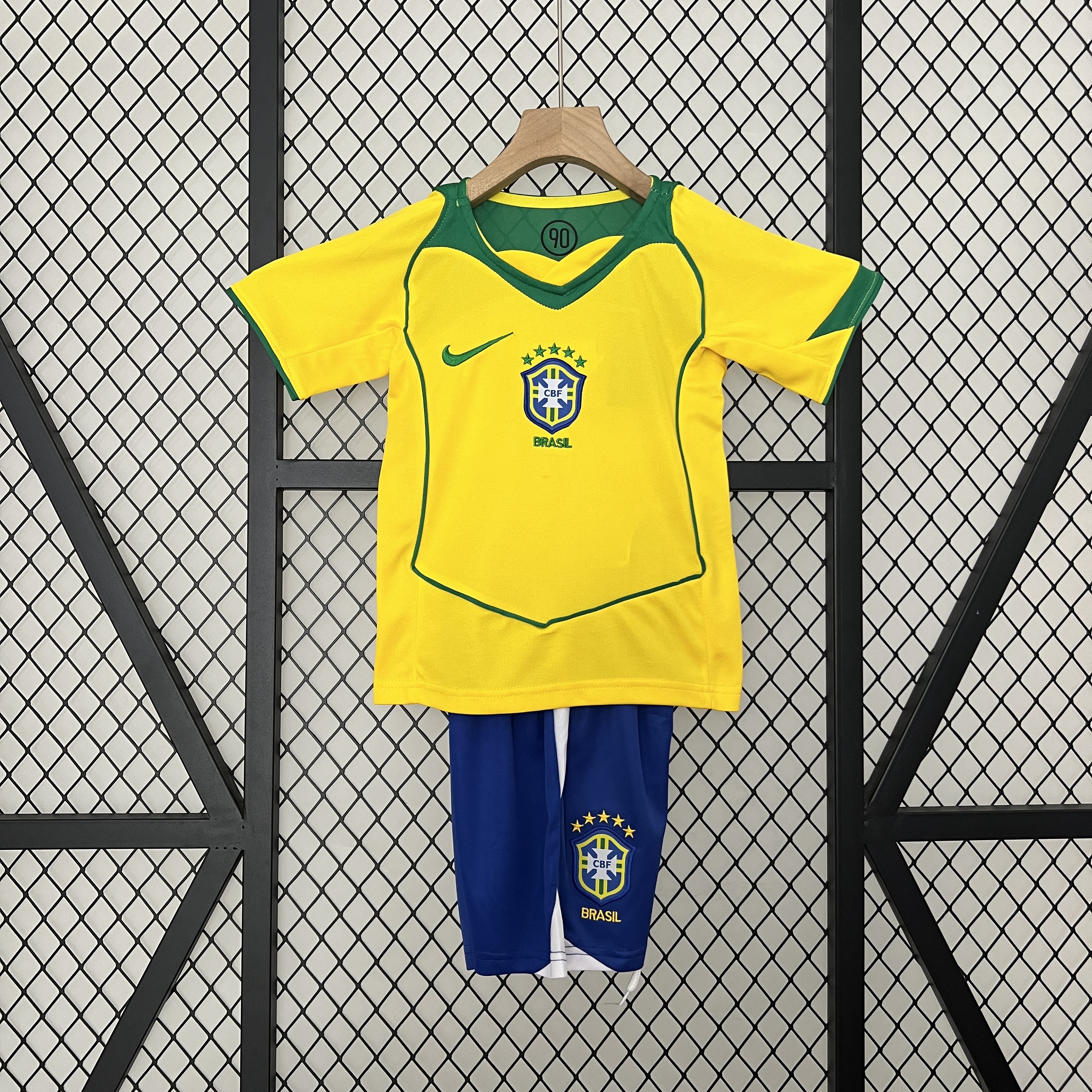 Retro Brazil 2004 Home Stadium Kids Kit - JerseysGala