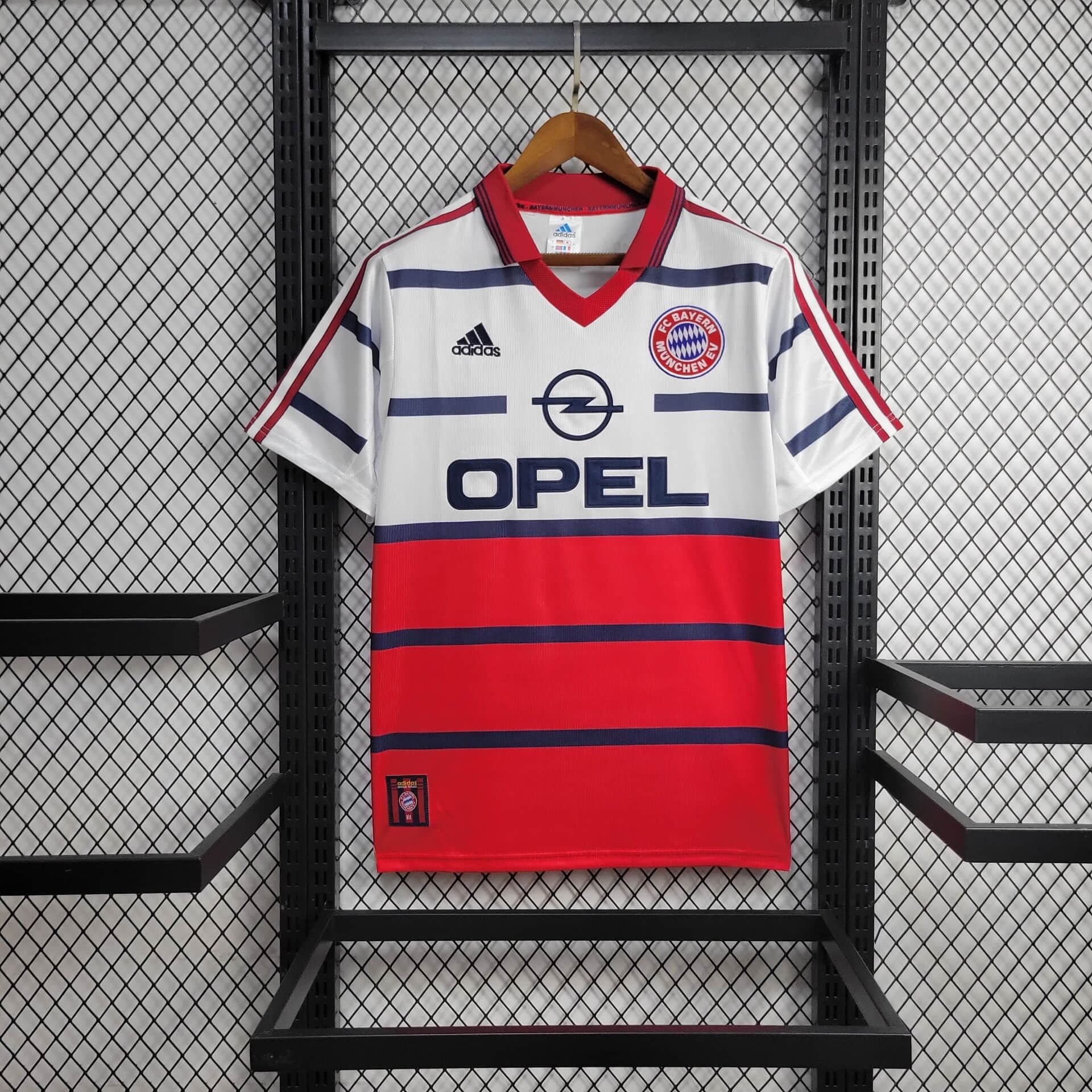 Retro Bayern Munich 1998-00 Away Jersey - JerseysGala