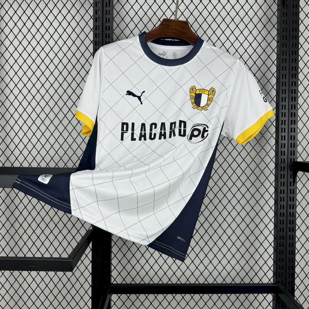 FC Famalicão 24-25 Home Jersey - Fans Version - JerseysGala
