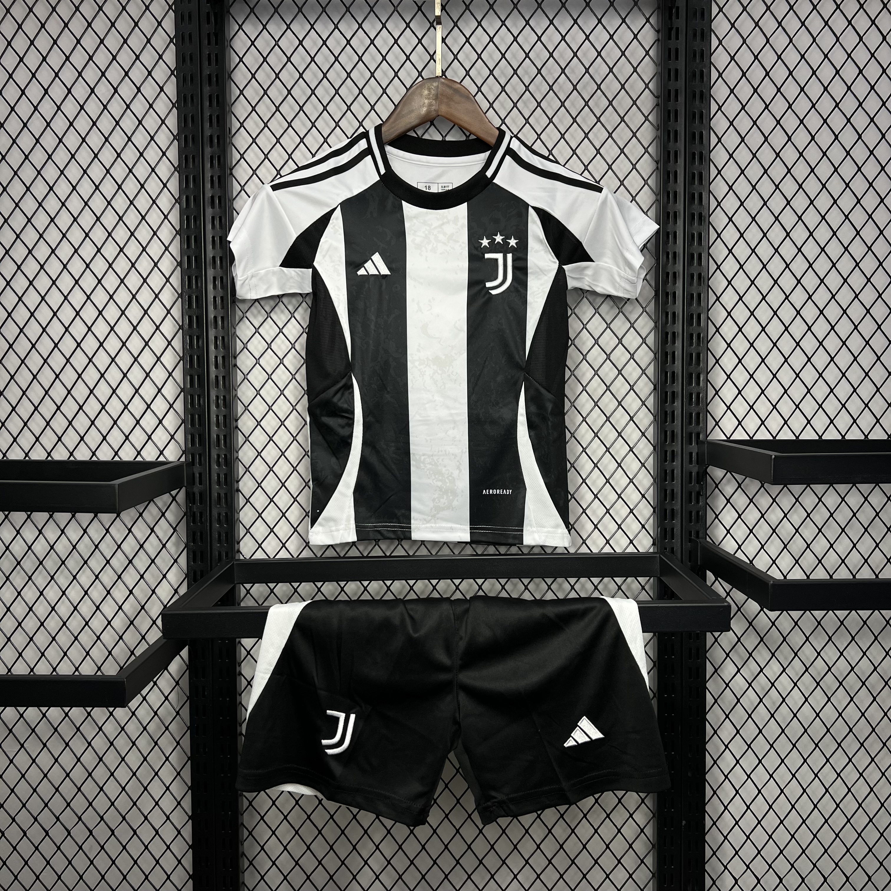 Juventus 24-25 Home Stadium Kids Kit - JerseysGala