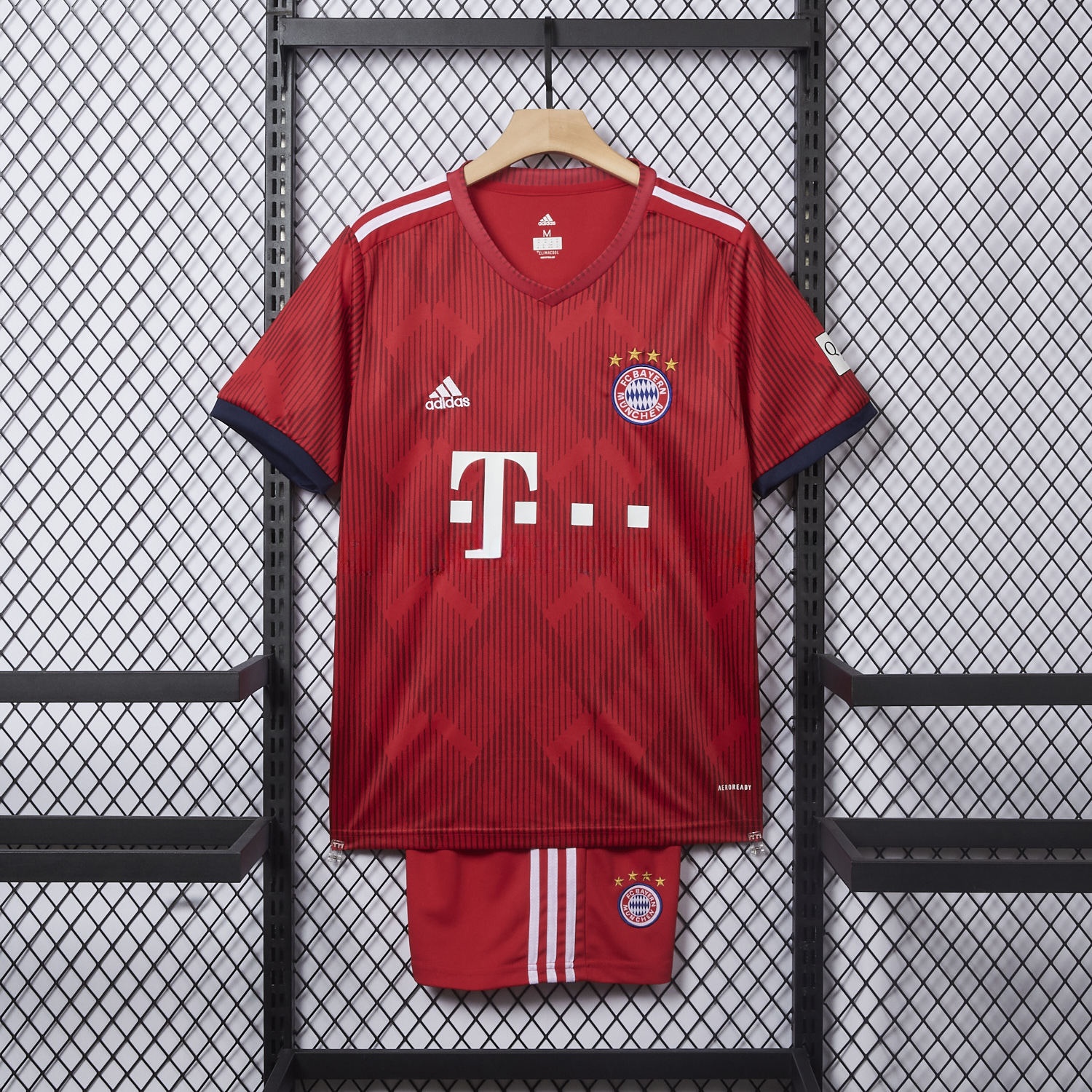 Retro Bayern Munich 2018-19 Home Men's Adult Jersey Set - Fans Version - JerseysGala