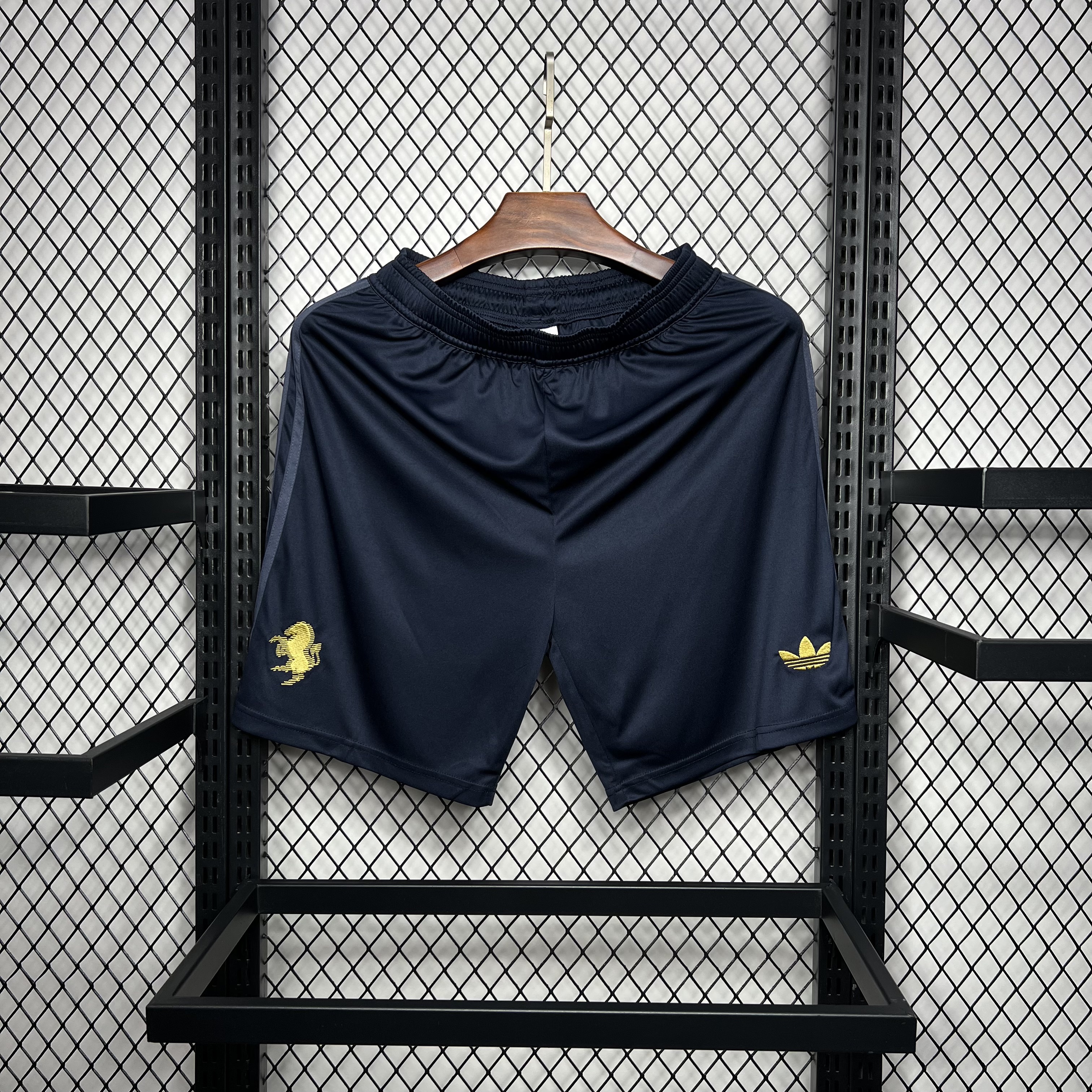 Juventus 24-25 Third Shorts - Fans Version - JerseysGala