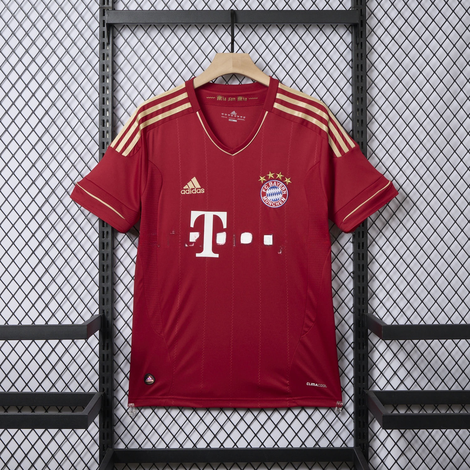 Retro Bayern Munich 2012-13 Home Jersey - JerseysGala