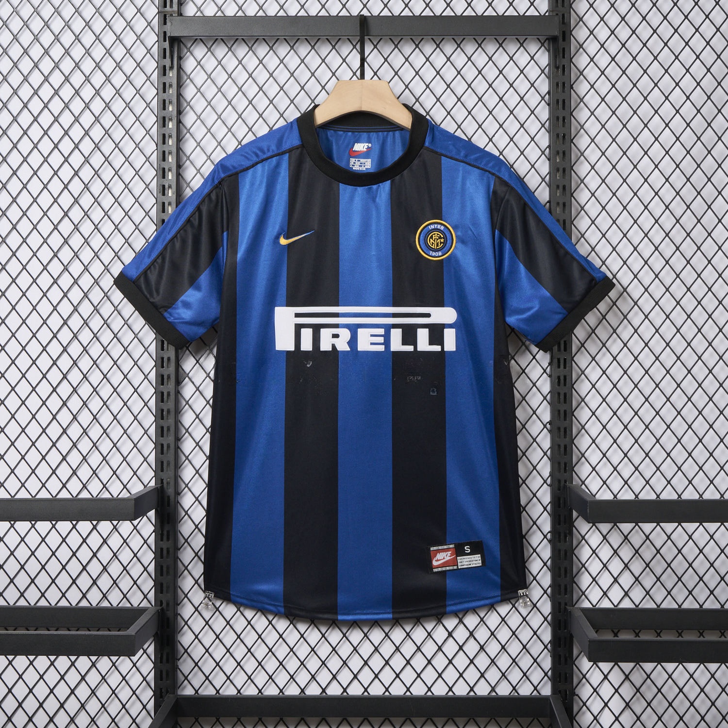 Retro Inter Milan 00-01 Home Jersey - JerseysGala