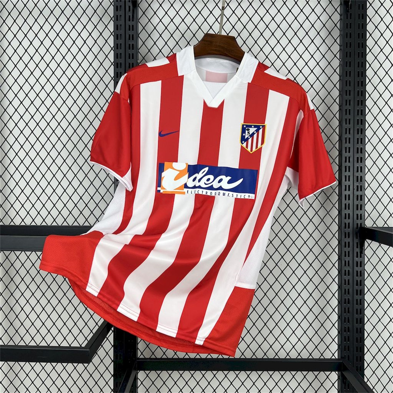 Retro Atletico Madrid 2002-03 Home Jersey - JerseysGala
