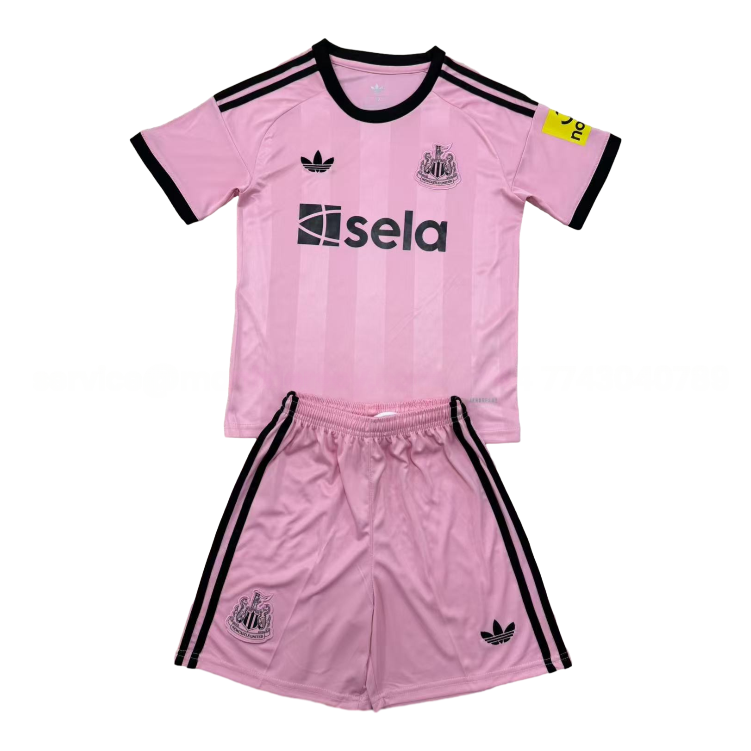 Newcastle United 25-26 Pink Goalkeeper Men's Adult Jersey Set - Fans Version - JerseysGala