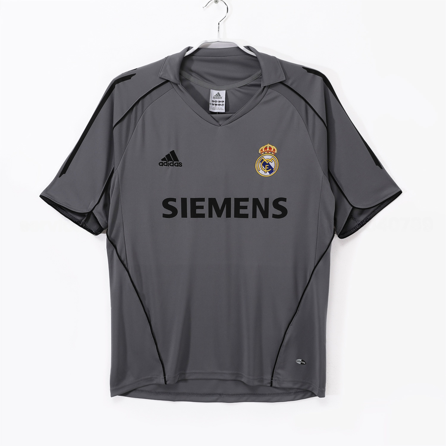 Retro Real Madrid 04-05 Third Grey Jersey - JerseysGala
