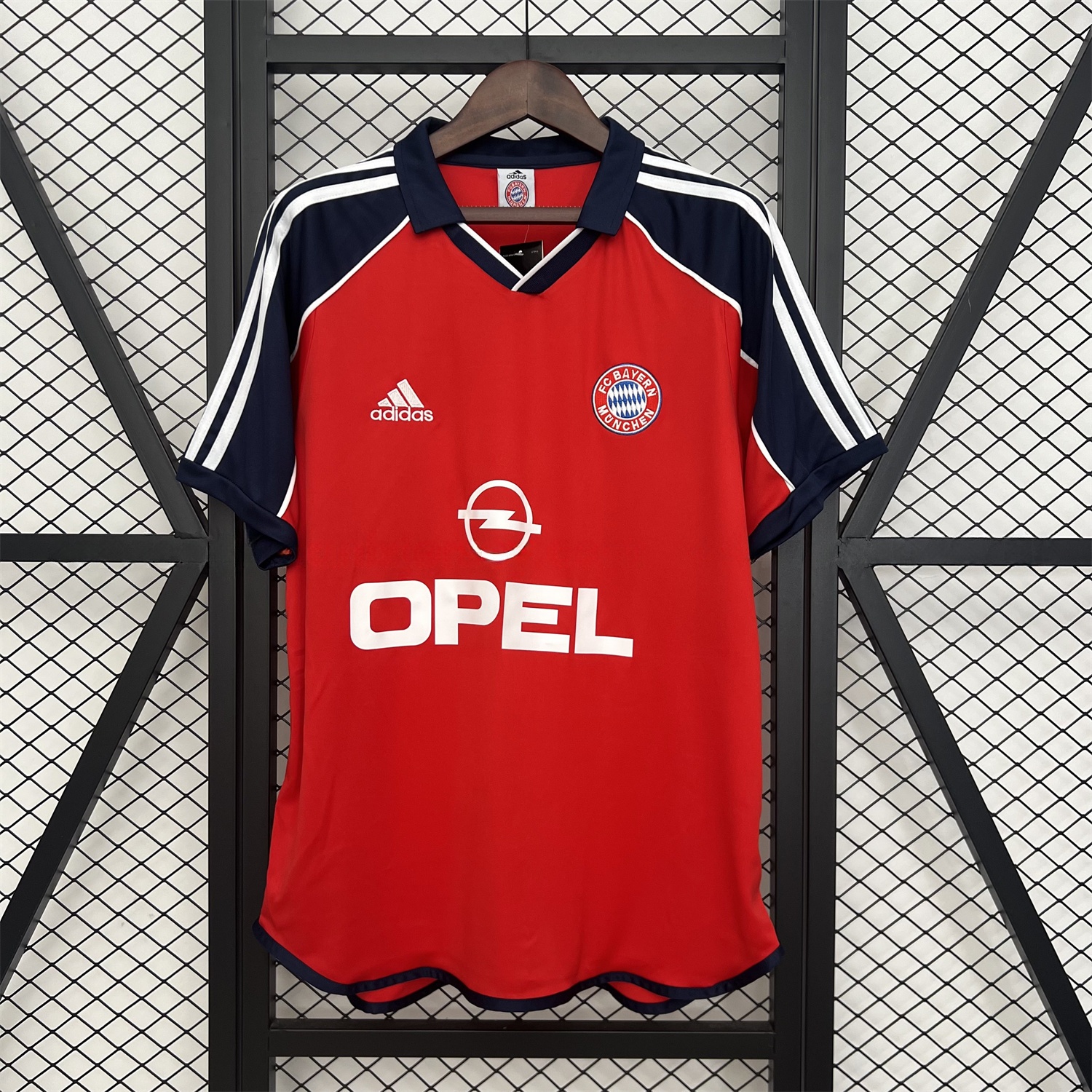 Retro Bayern Munich 2000-01 Home Jersey - JerseysGala