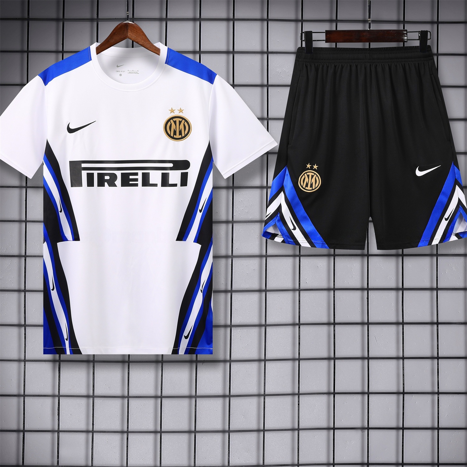 Inter Milan 25-26 Short-Sleeve Training Set - White Top & Black Shorts - JerseysGala