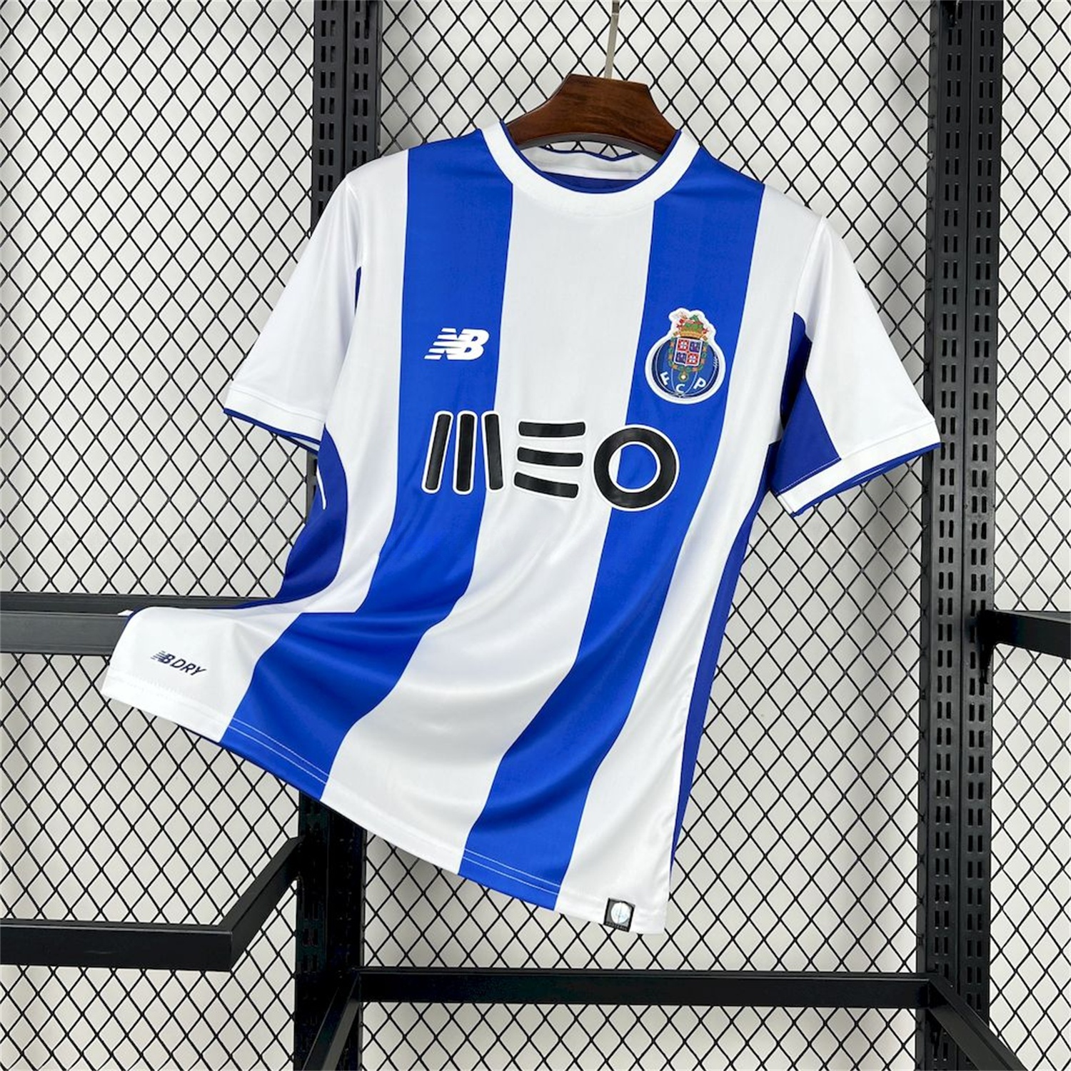 Retro Porto 2017-18 Home Jersey - JerseysGala