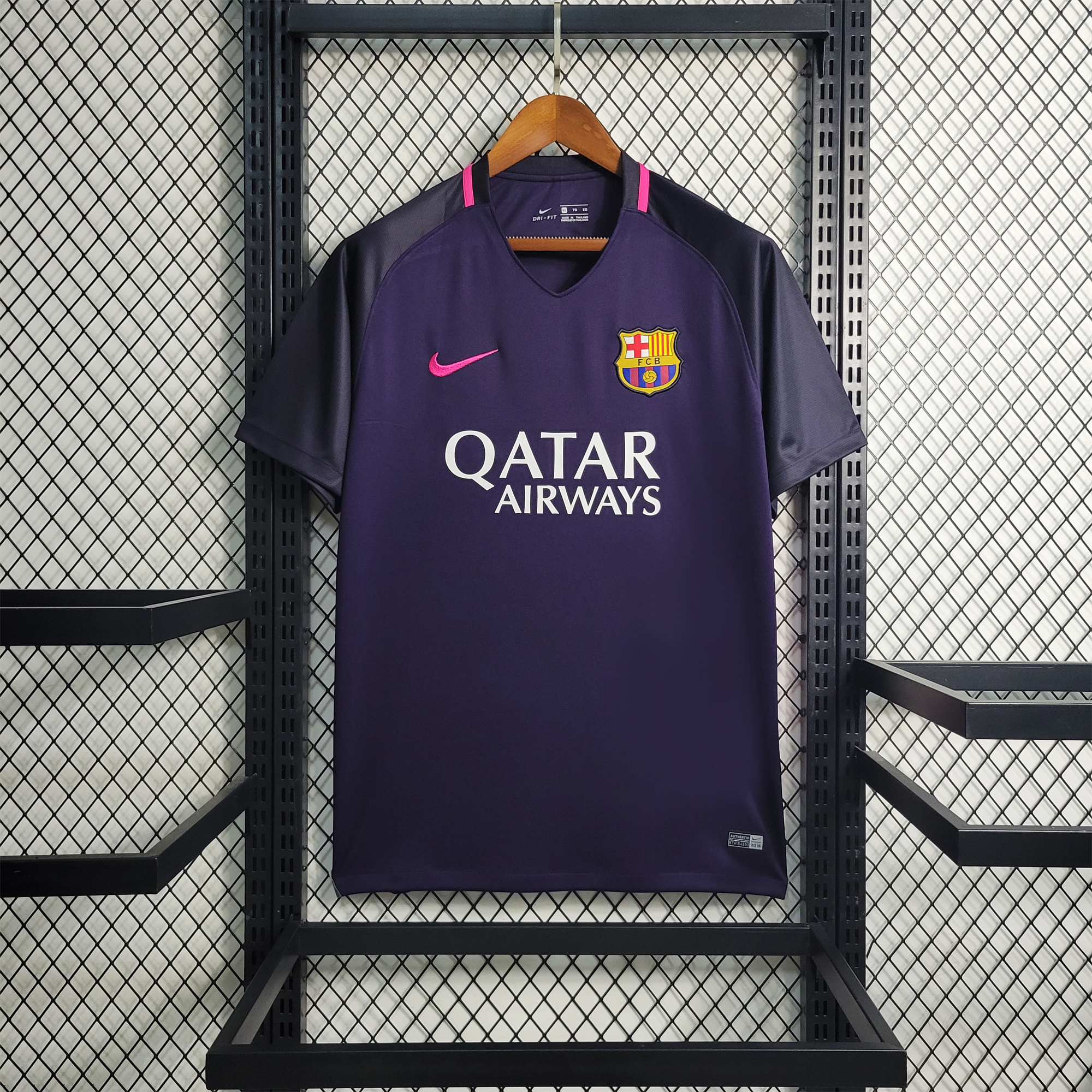 Retro Barcelona 16-17 Away Stadium Jersey - JerseysGala