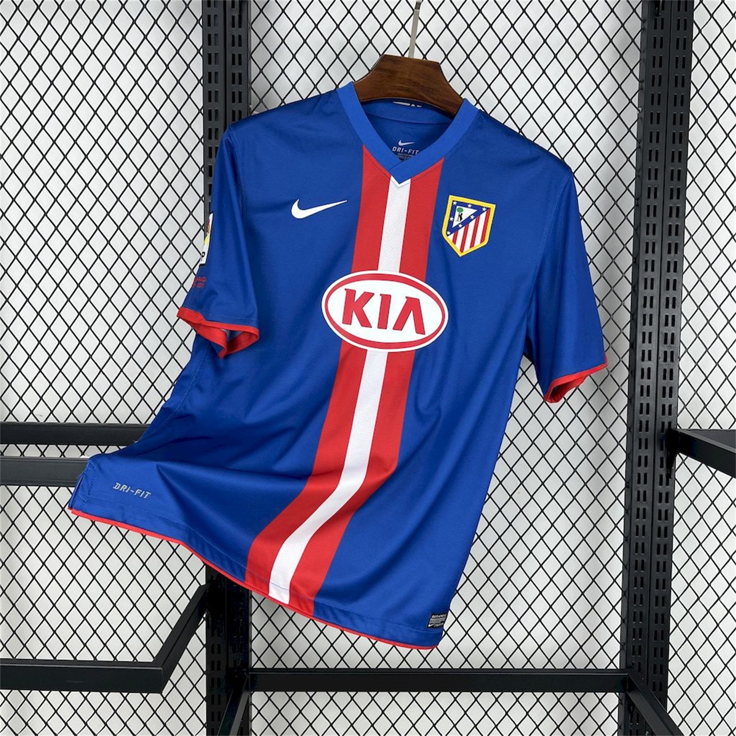 Retro Atletico Madrid 2010-11 Away Jersey - JerseysGala