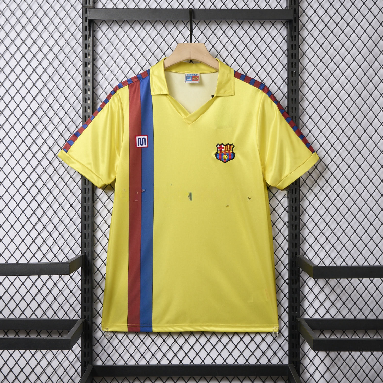 Retro Barcelona 1982-84 Away Yellow Jersey - JerseysGala