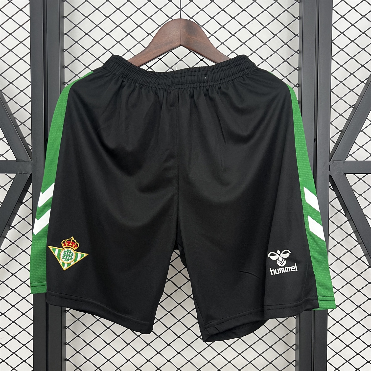 Real Betis 25-26 Home Shorts - Fans Version - JerseysGala