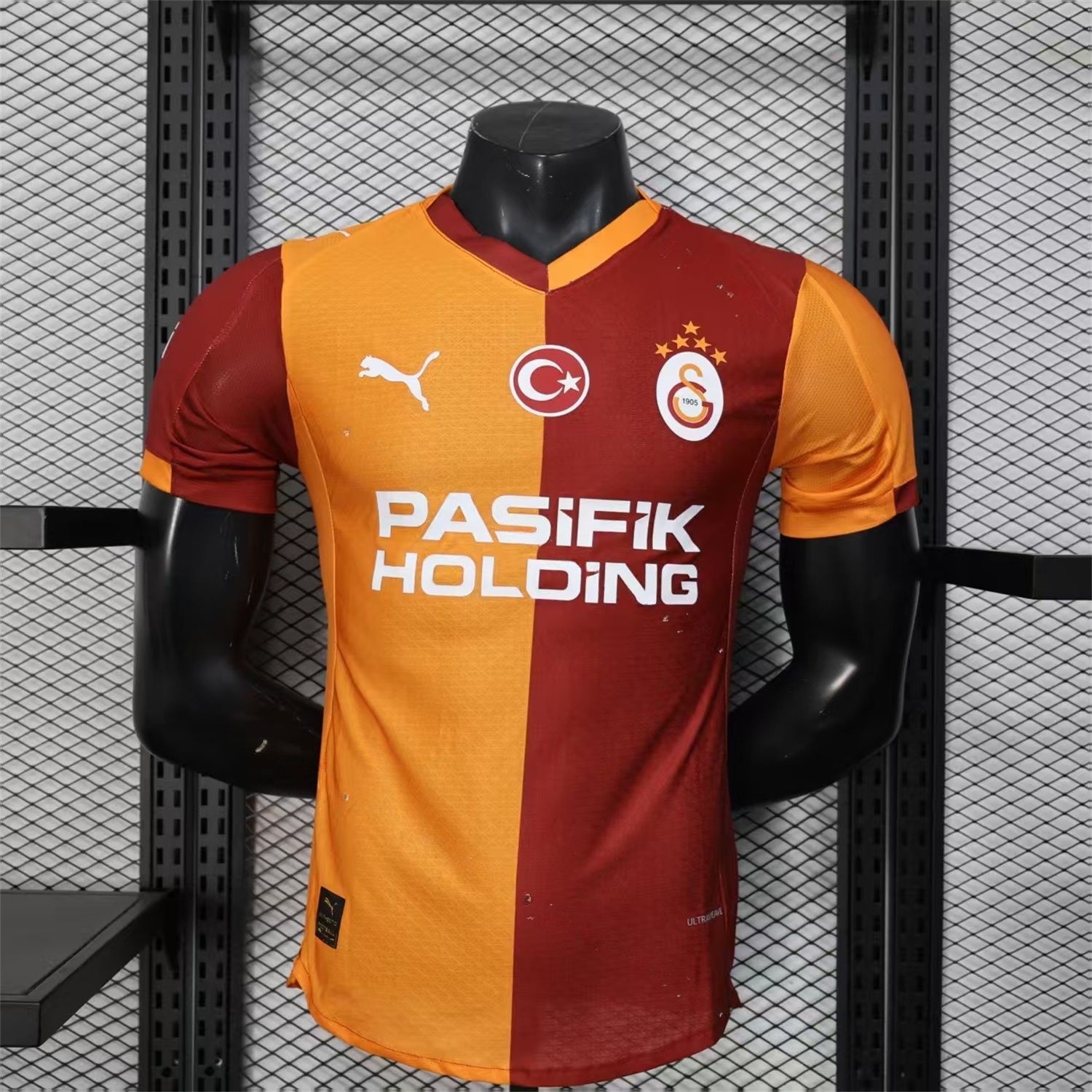 Galatasaray 25-26 Home Jersey With Five Stars - Player Version - JerseysGala