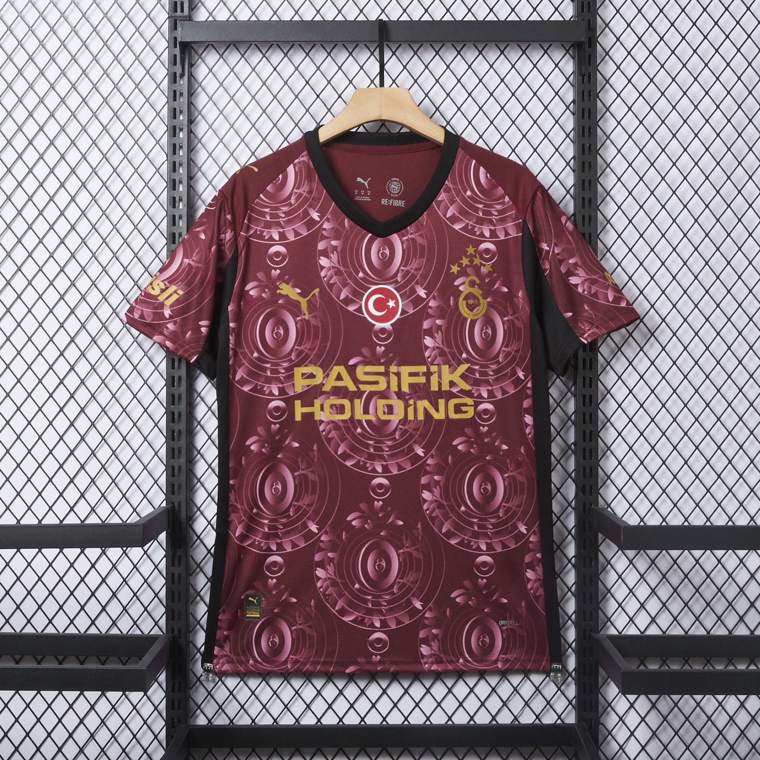 Galatasaray 25-26 Third Jersey with Five Stars - Fans Version - JerseysGala