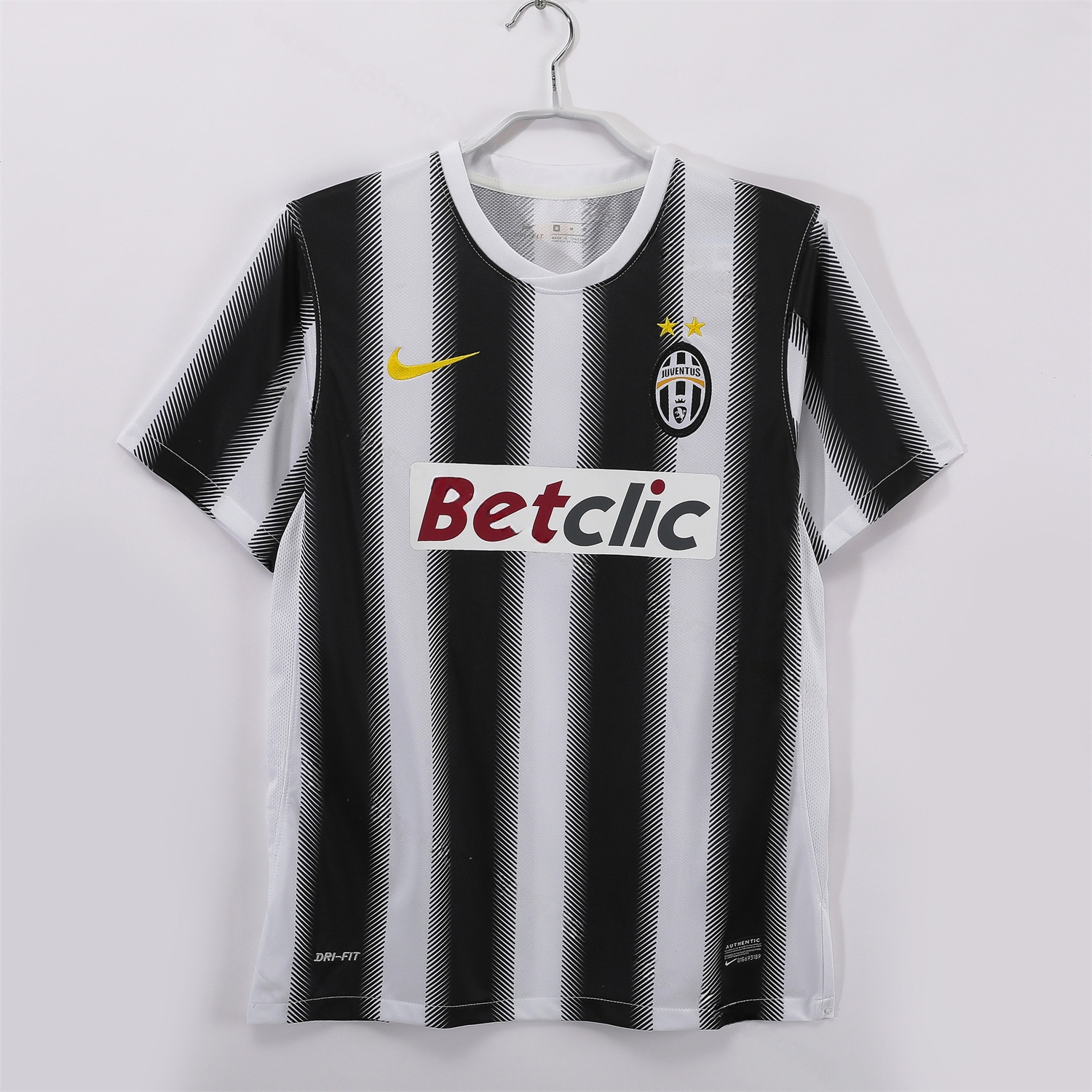 Retro Juventus 2011-12 Home Jersey - JerseysGala