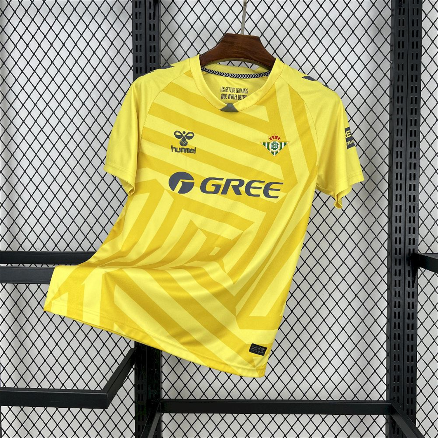 Real Betis 25-26 Yellow Goalkeeper Jersey - Fans Version - JerseysGala