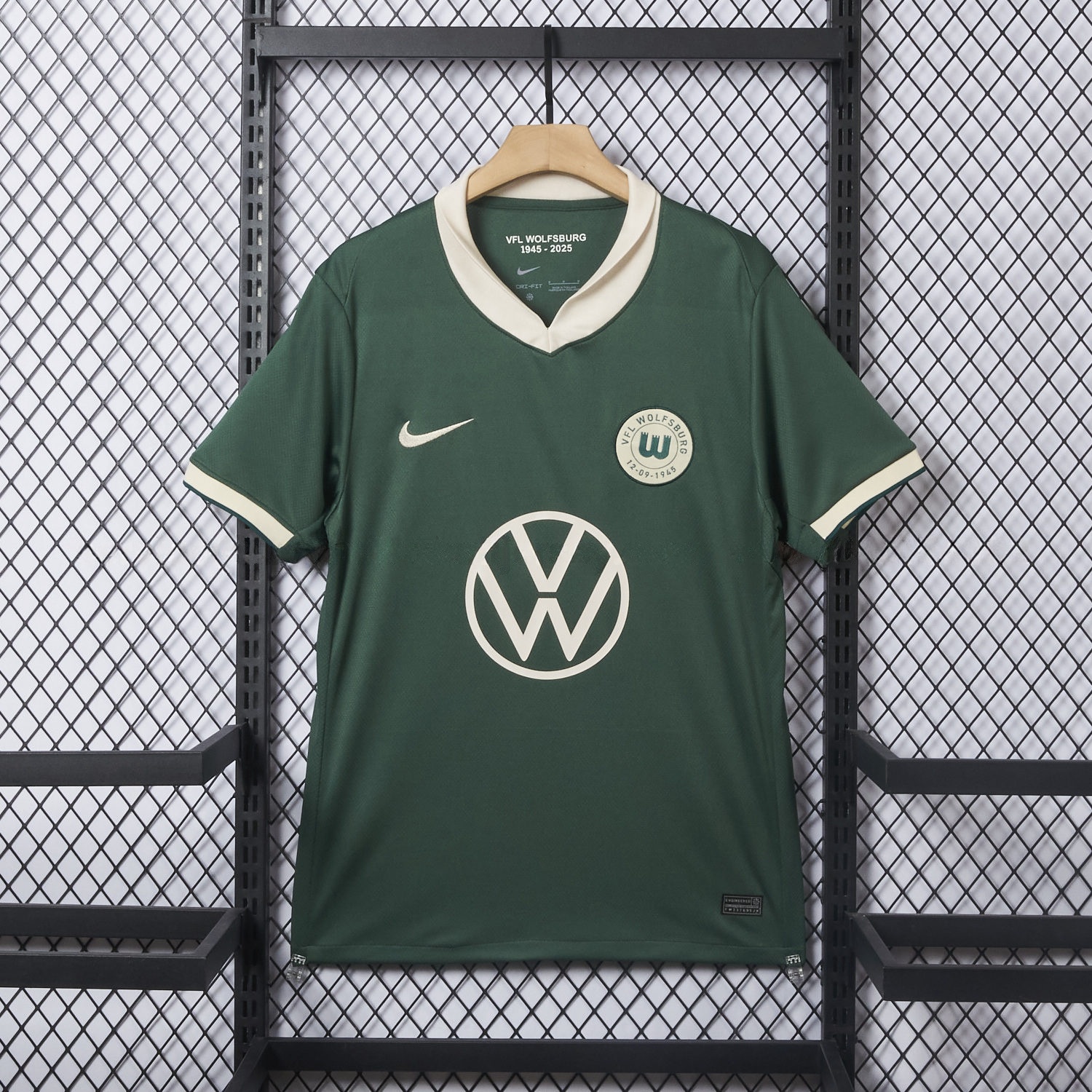 Wolfsburg 25-26 80th Anniversary Special Jersey - Fans Version - JerseysGala