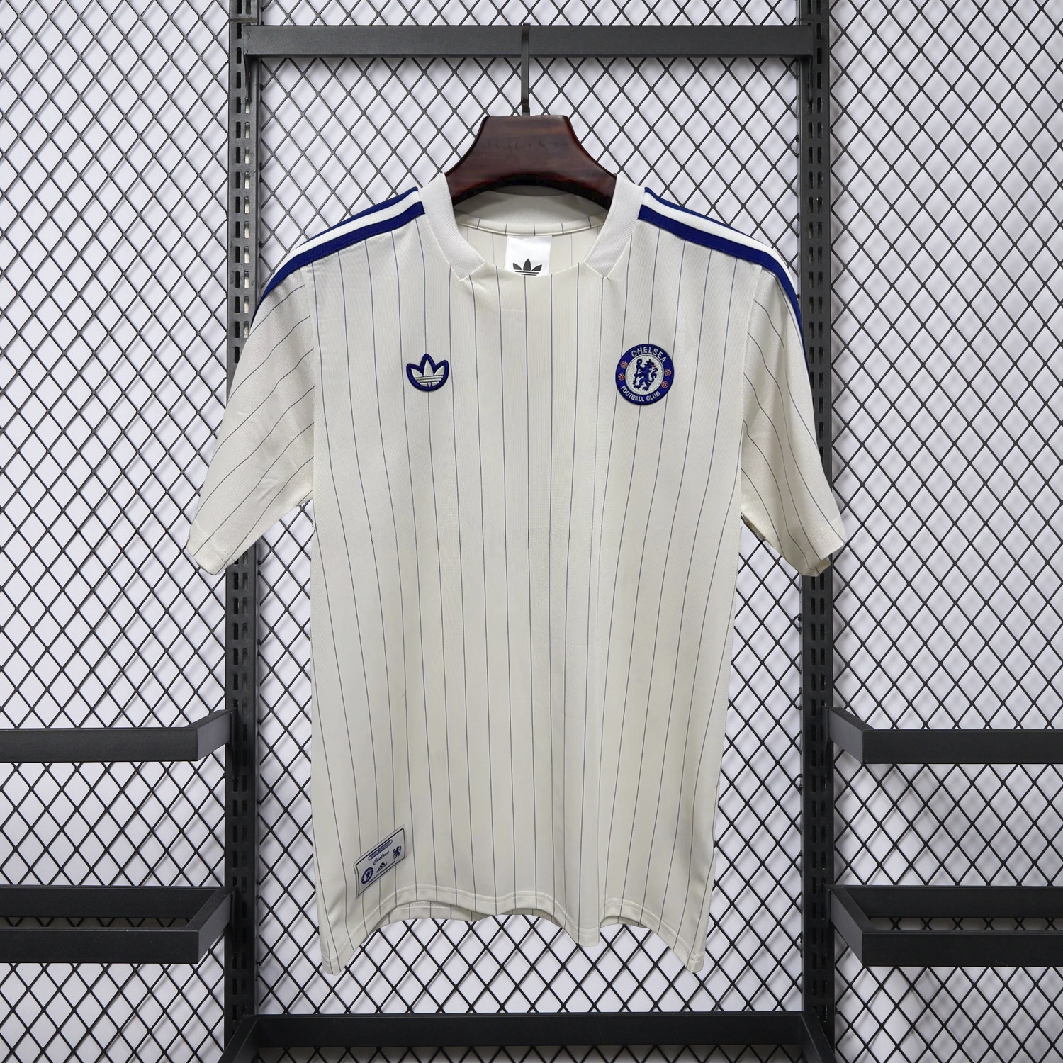 C.H.E.L.S.E.A 25-26 Trefoil White Travel Jersey - Fans Version - JerseysGala
