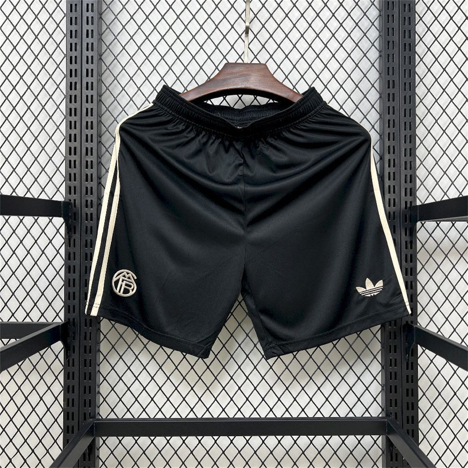 Bayern Munich 25-26 Third Black Shorts - Fans Version - JerseysGala