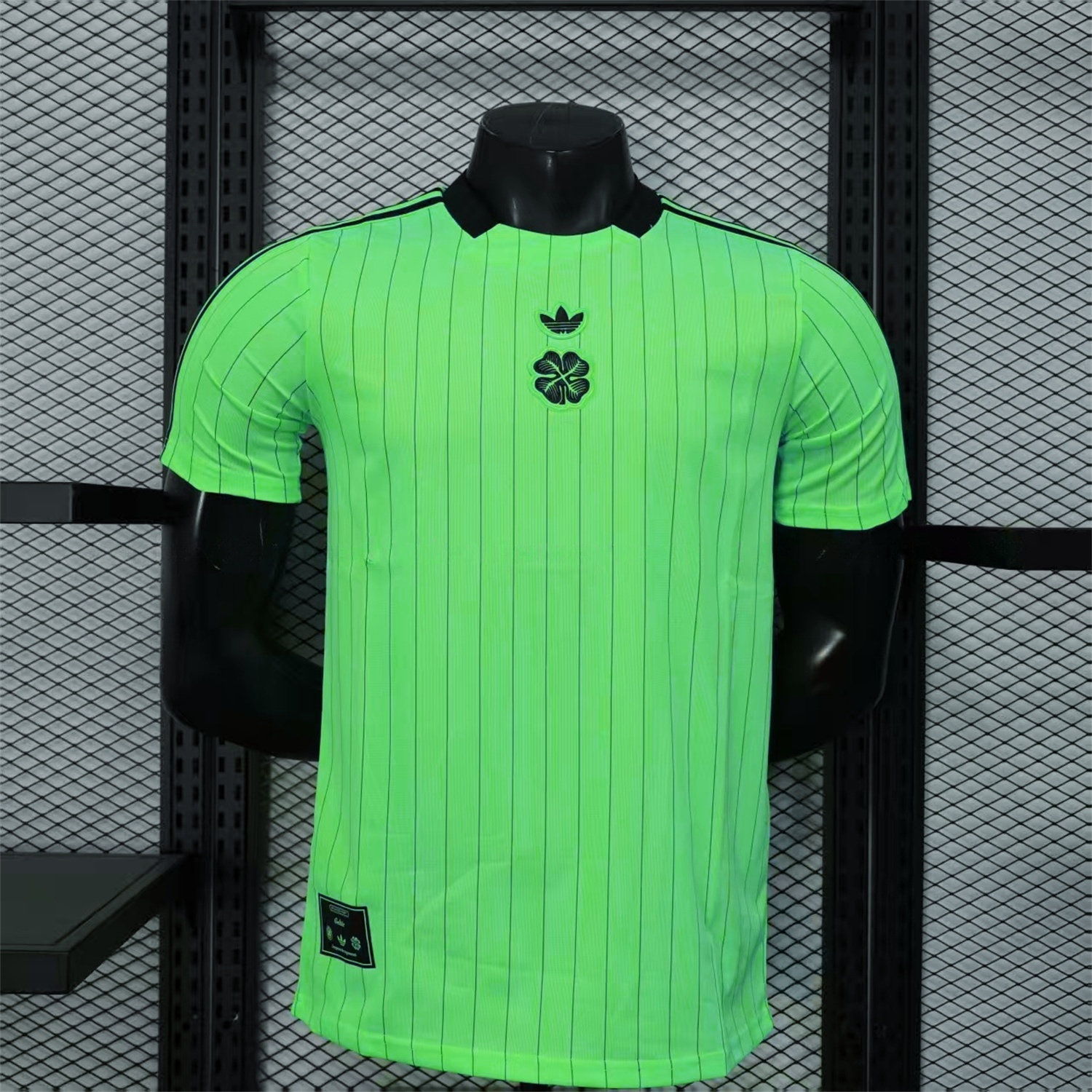 Celtic 25-26 Icon Range Travel Special Edition Green Jersey - Player Version - JerseysGala