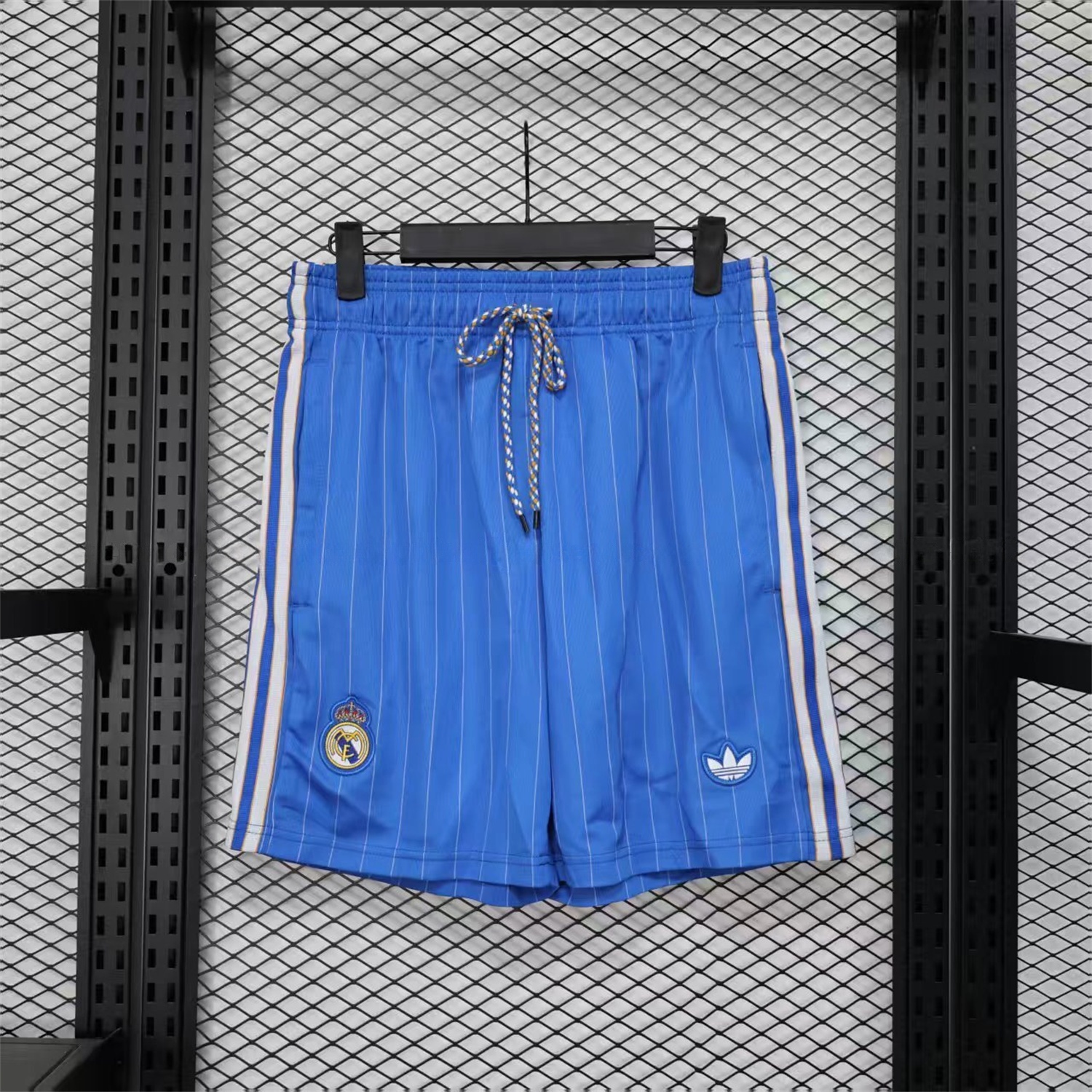 Real Madrid 25-26 Trefoil Blue Travel Shorts - Player Version - JerseysGala