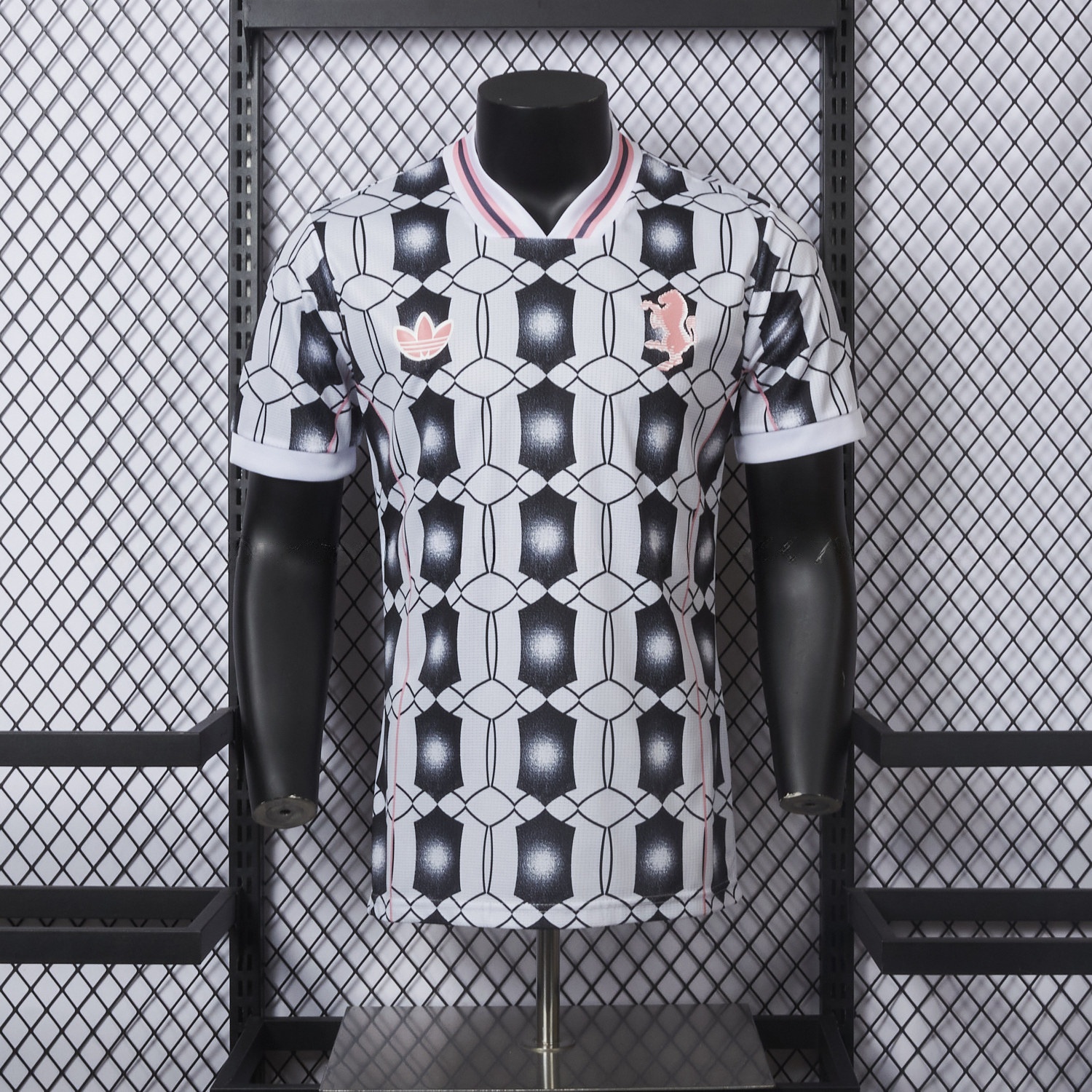 Juventus 25-26 Retro-Style Hexagonal Pattern Jersey - Player Edition - JerseysGala