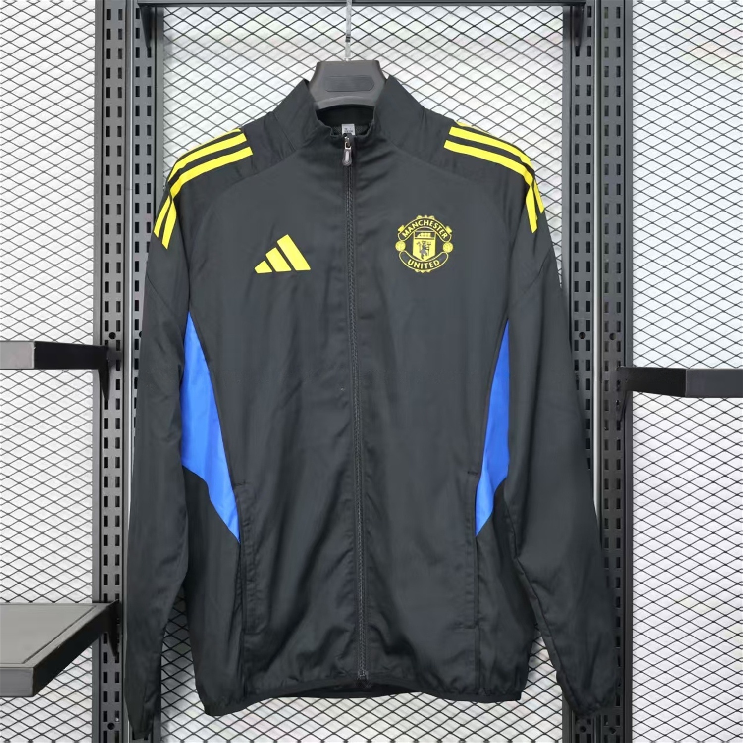 Manchester United 25-26 Black Windbreaker Jacket - Deep Green - JerseysGala