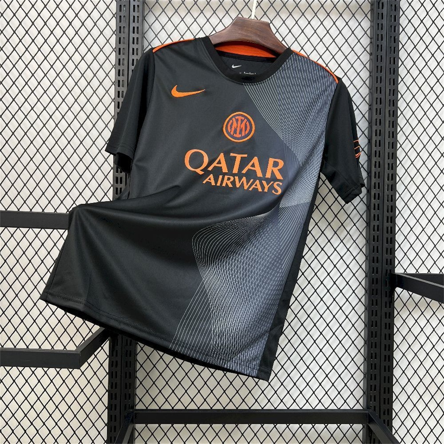 Inter Milan 25-26 Orange And Black Training Jersey - Fans Version - JerseysGala