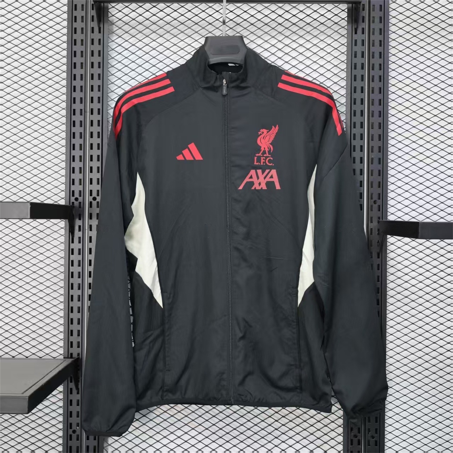 Liver.pool 25-26 Black Windbreaker Jacket - JerseysGala