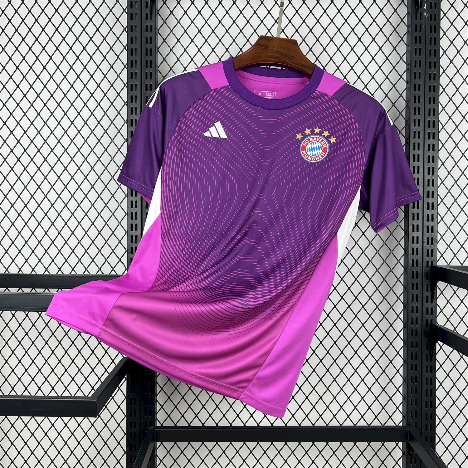 Bayern Munich 25-26 Purple Goalkeeper Jersey - Fans Version - JerseysGala