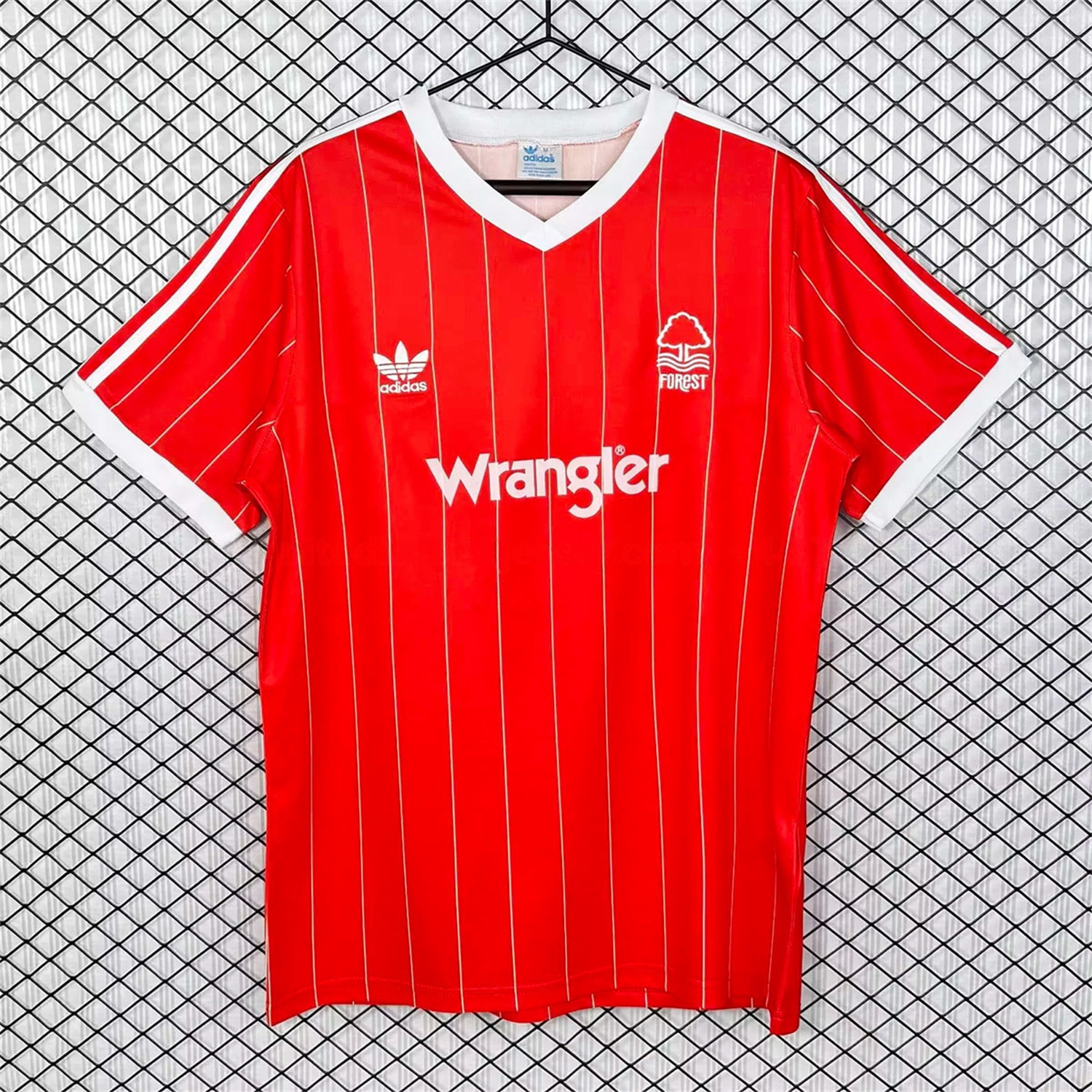 Retro Nottingham Forest 1982-84 Home Jersey - JerseysGala