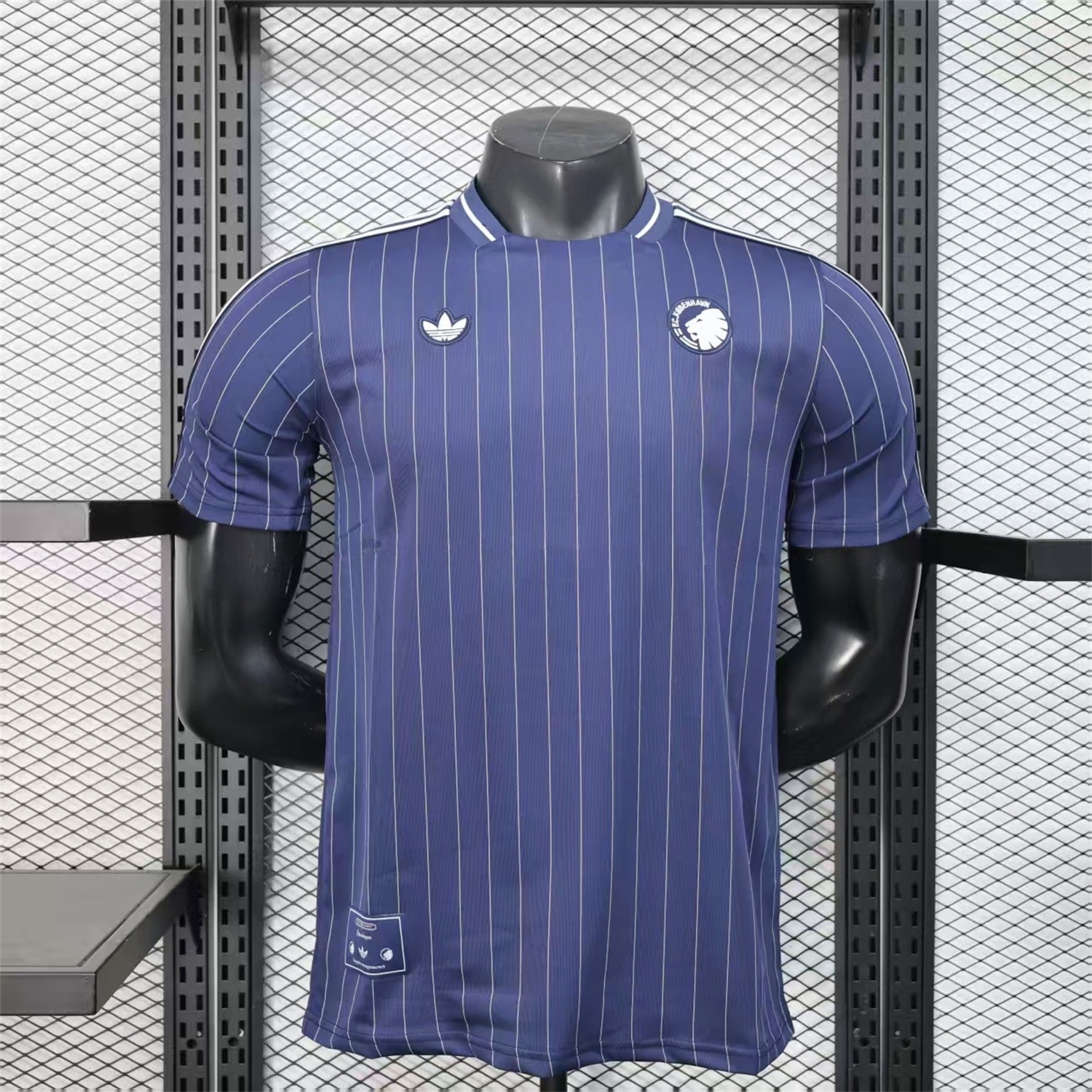 Newcastle United 25-26 Icon Range Travel Special Edition Deep Blue Jersey - Player Version - JerseysGala
