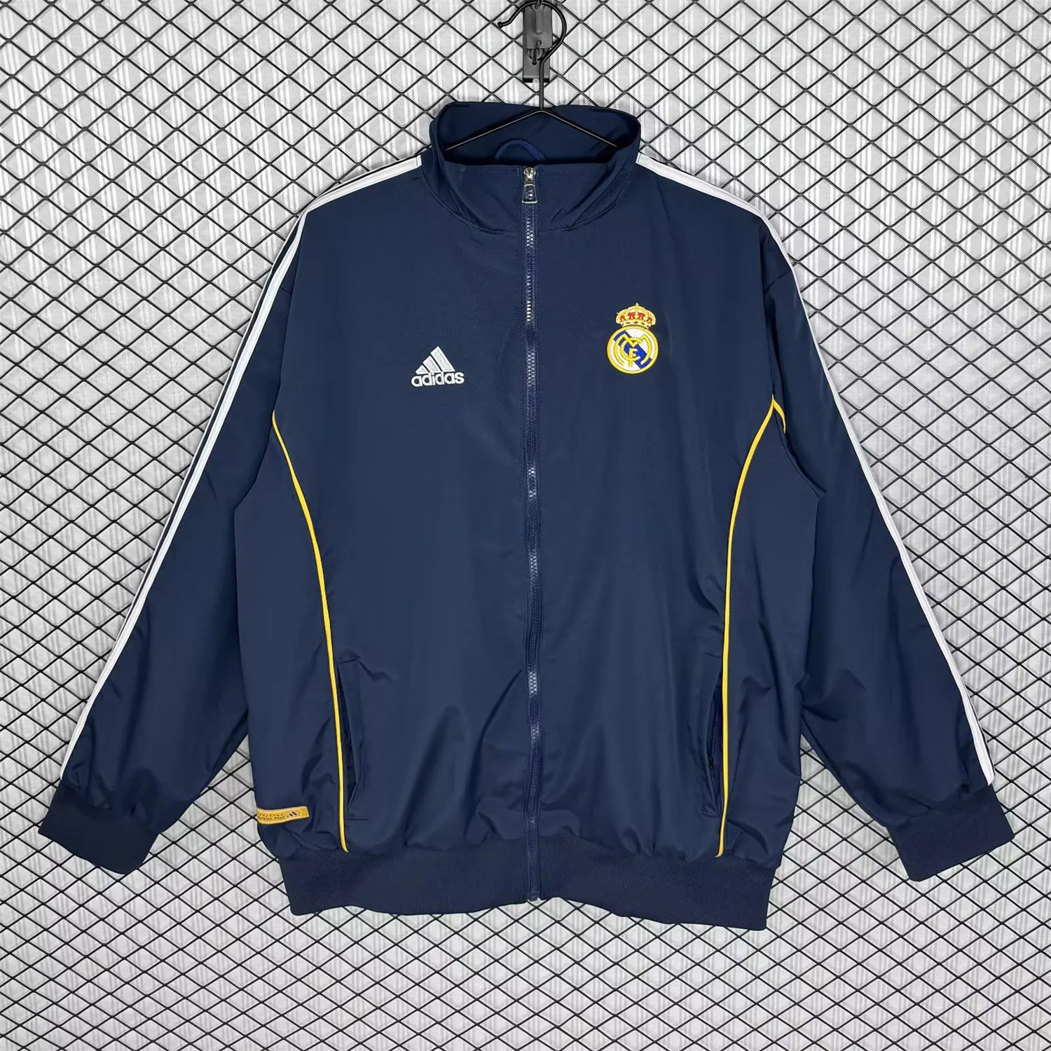 Retro Real Madrid 1998-99 Third Windbreaker Jacket - Blue - JerseysGala