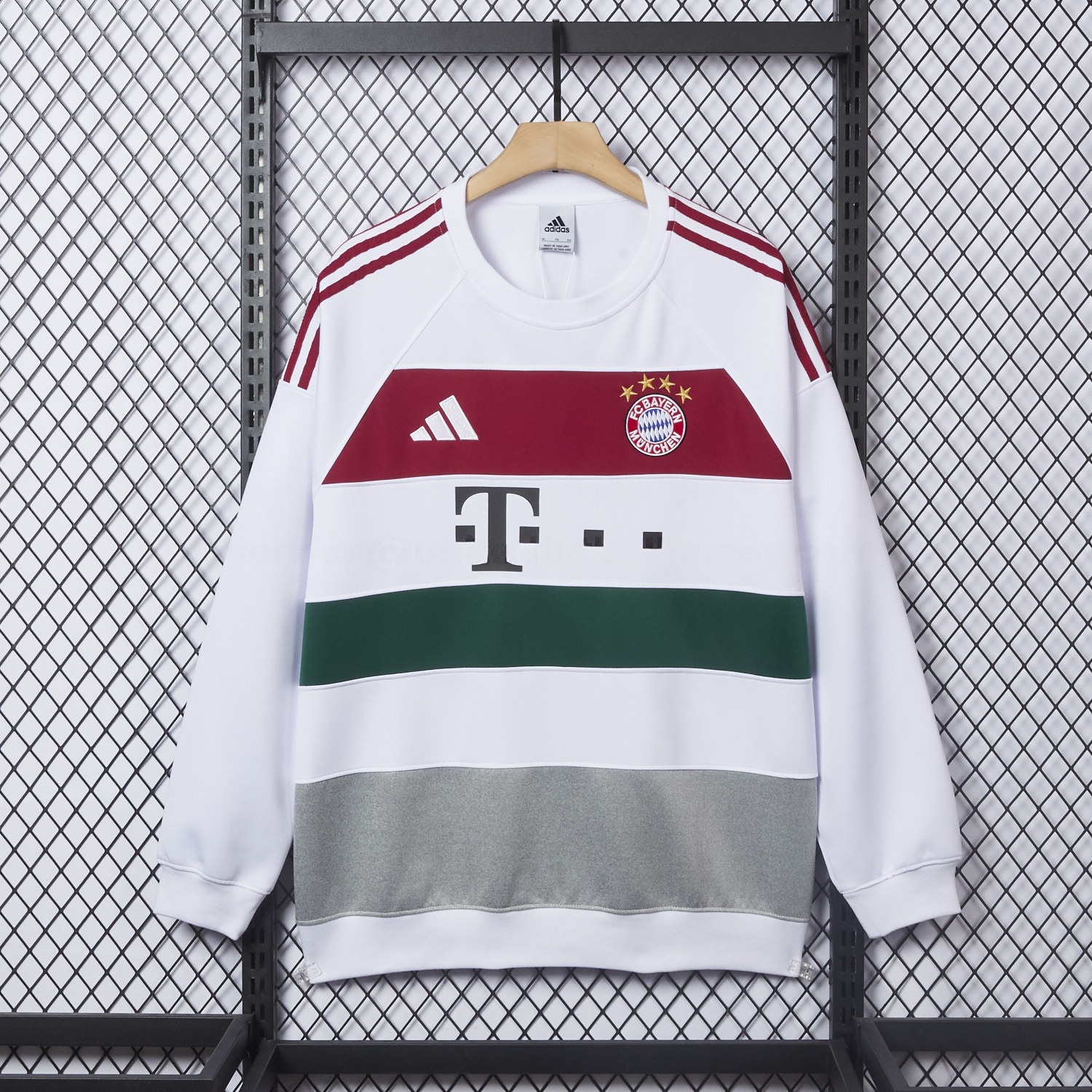 Bayern Munich 25-26 White Stripes Unisex Pullover Hoodie - JerseysGala