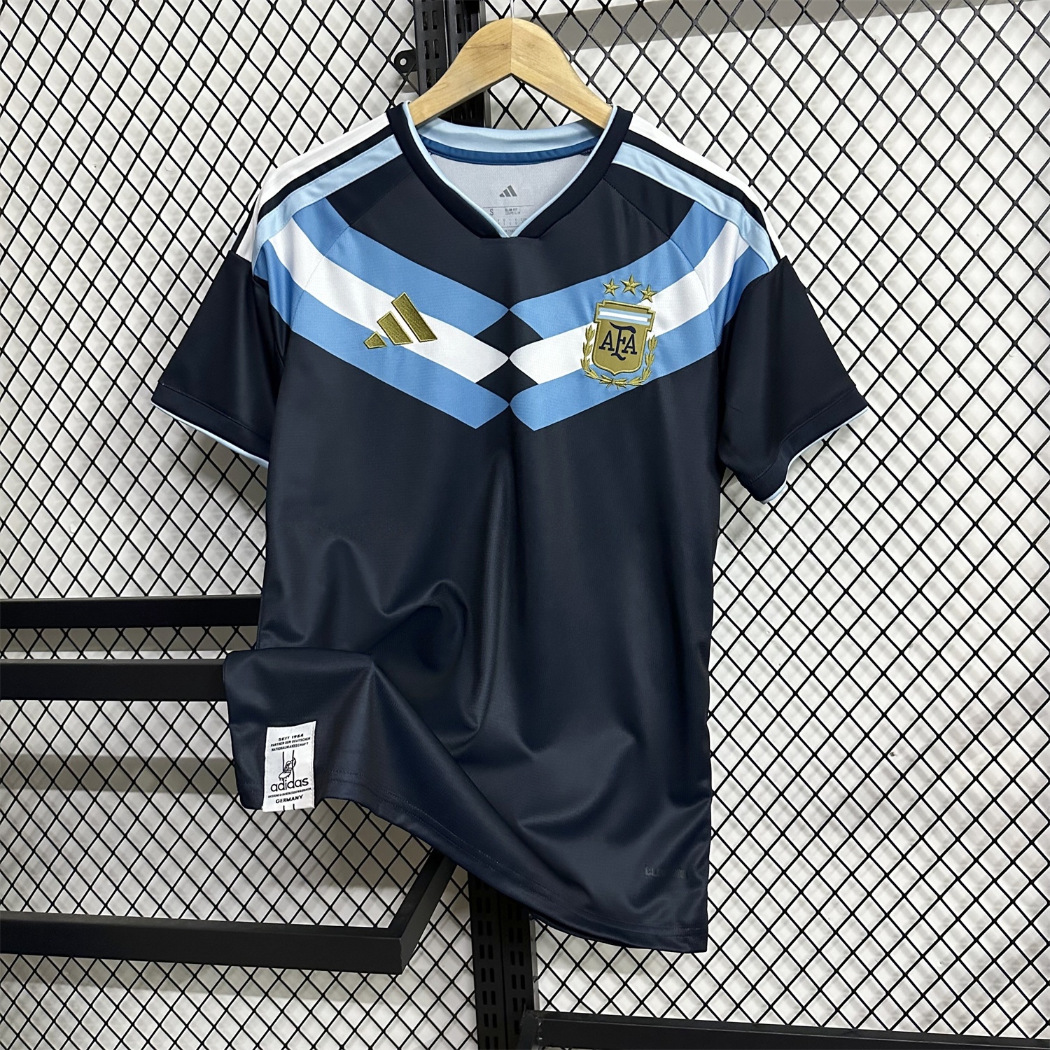 Argentina 2026 Blue Shoulder Stripes Special Jersey - Fans Version - JerseysGala